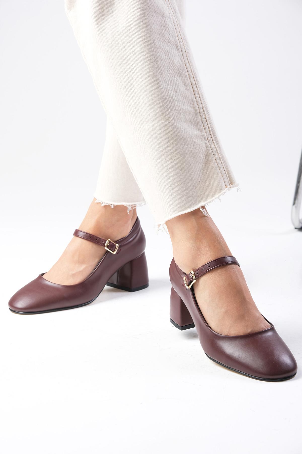 Mallory Bordo Renk Yuvarlak Burunlu Topuklu Ayakkabı