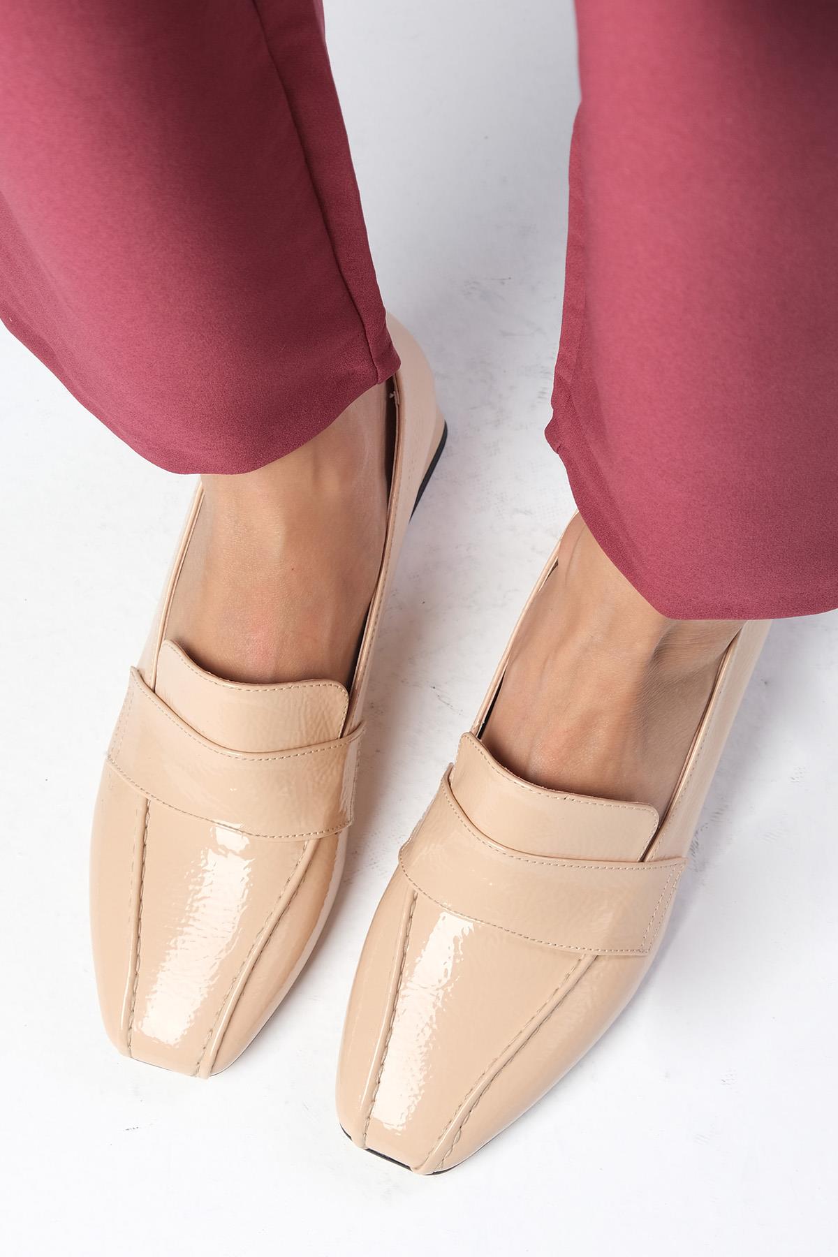 Margot Ten Rengi Rugan  Kısa Topuklu Ayakkabı