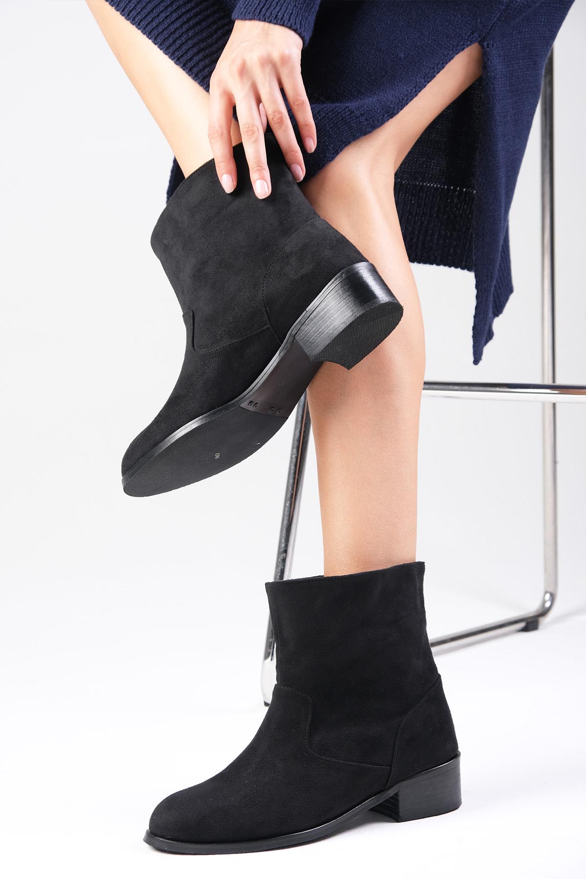 Marnie Siyah Renk Süet Fermuarsız Bot