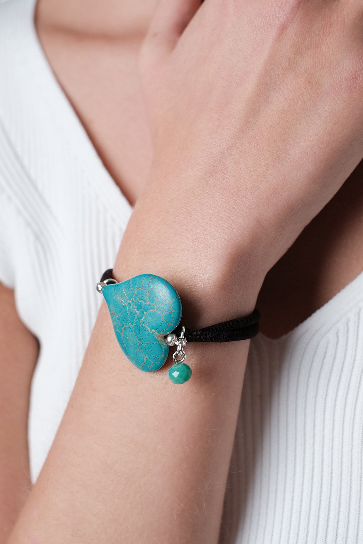 Mavi Renk Kalp Figürlü Doğal Taşlı Bileklik