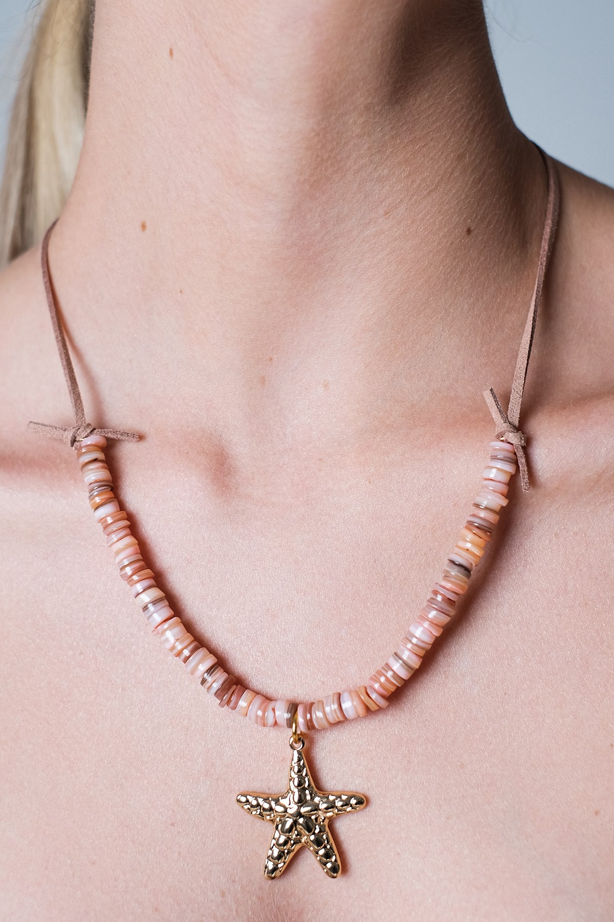 Mercan Renk Deniz Yıldızı Figürlü Kolye
