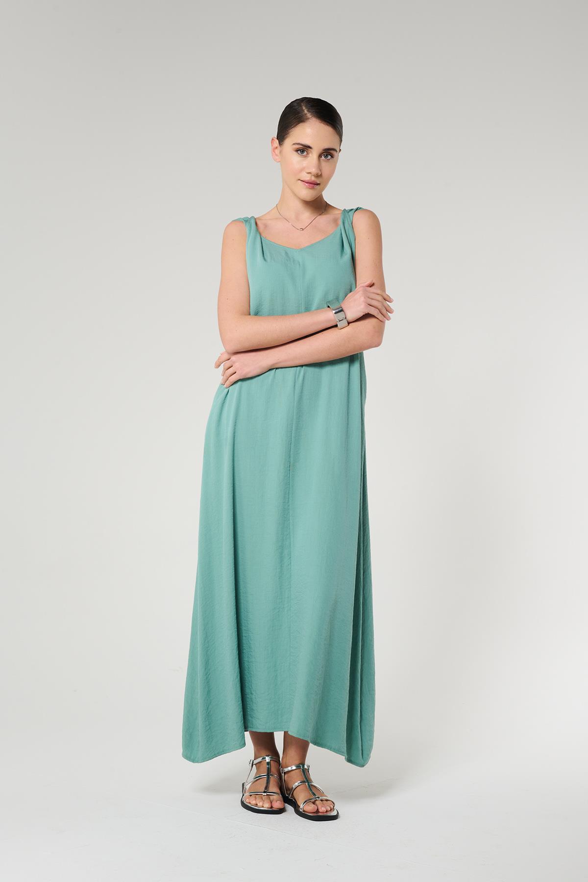 Burgu Askılı Adaçayı Rengi Elbise