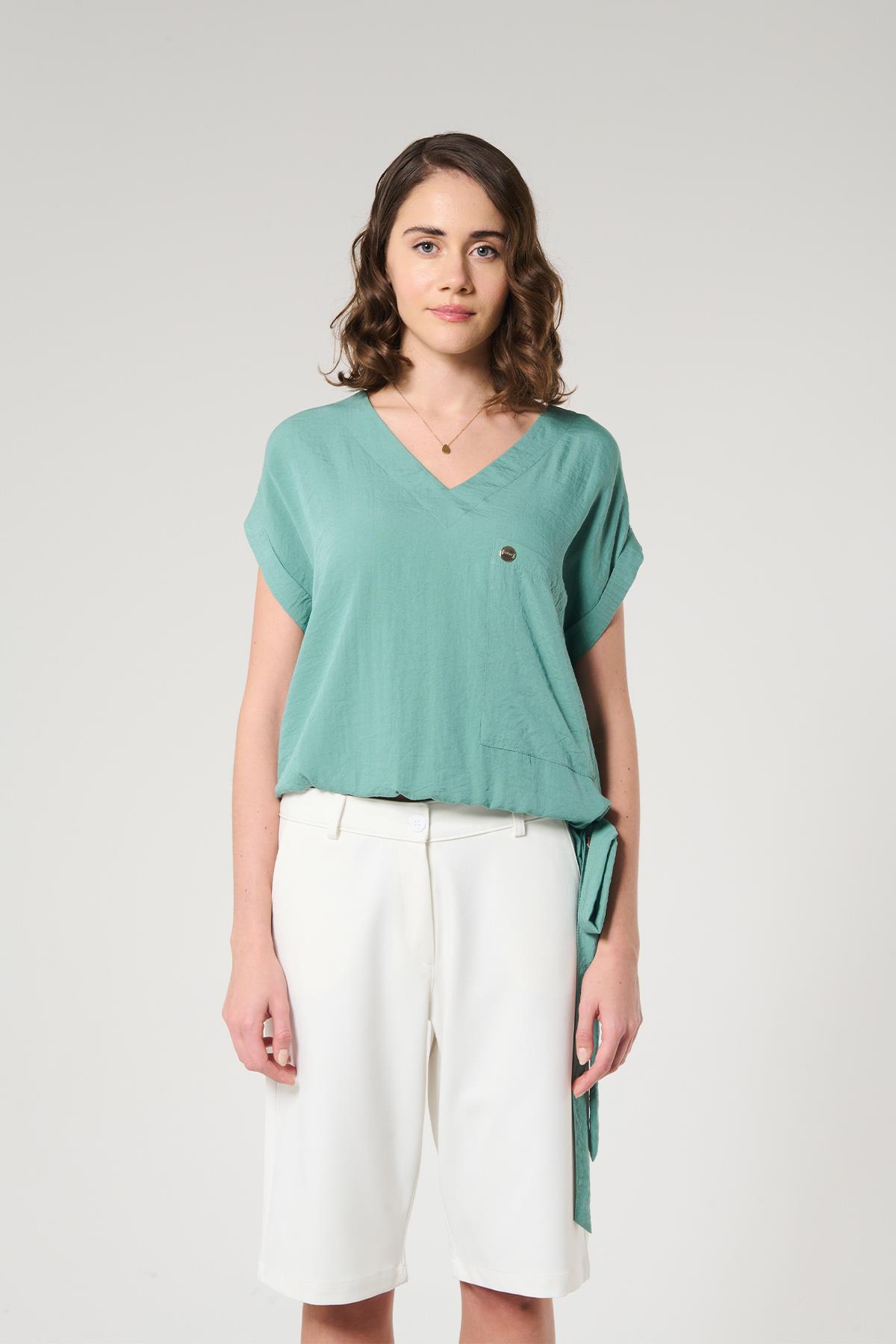 Adaçayı Rengi Kare Cepli Bluz