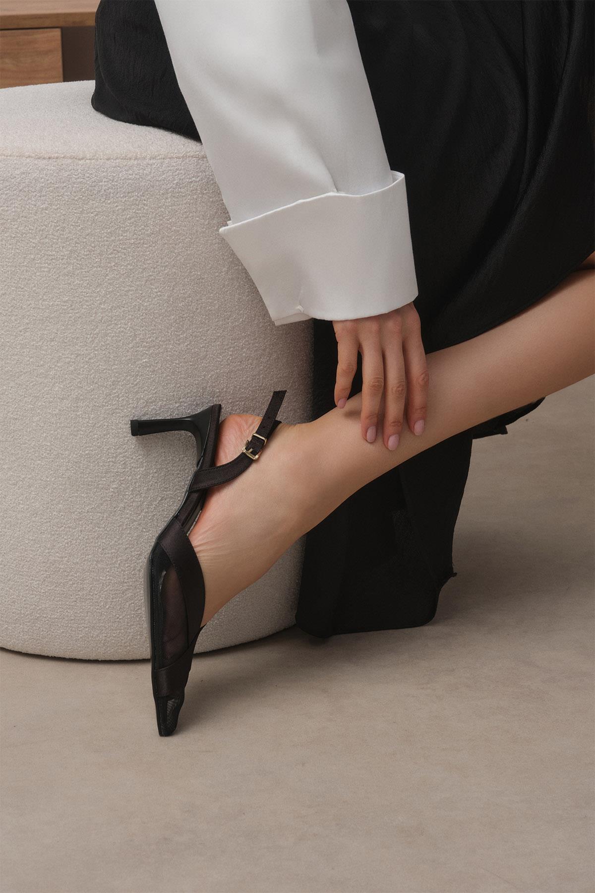  Alexandra Siyah Renk Fileli Topuklu Ayakkabı