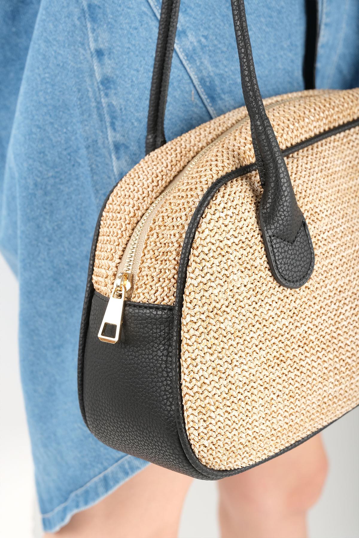 Bej Siyah Renk Detaylı Omuz Çantası