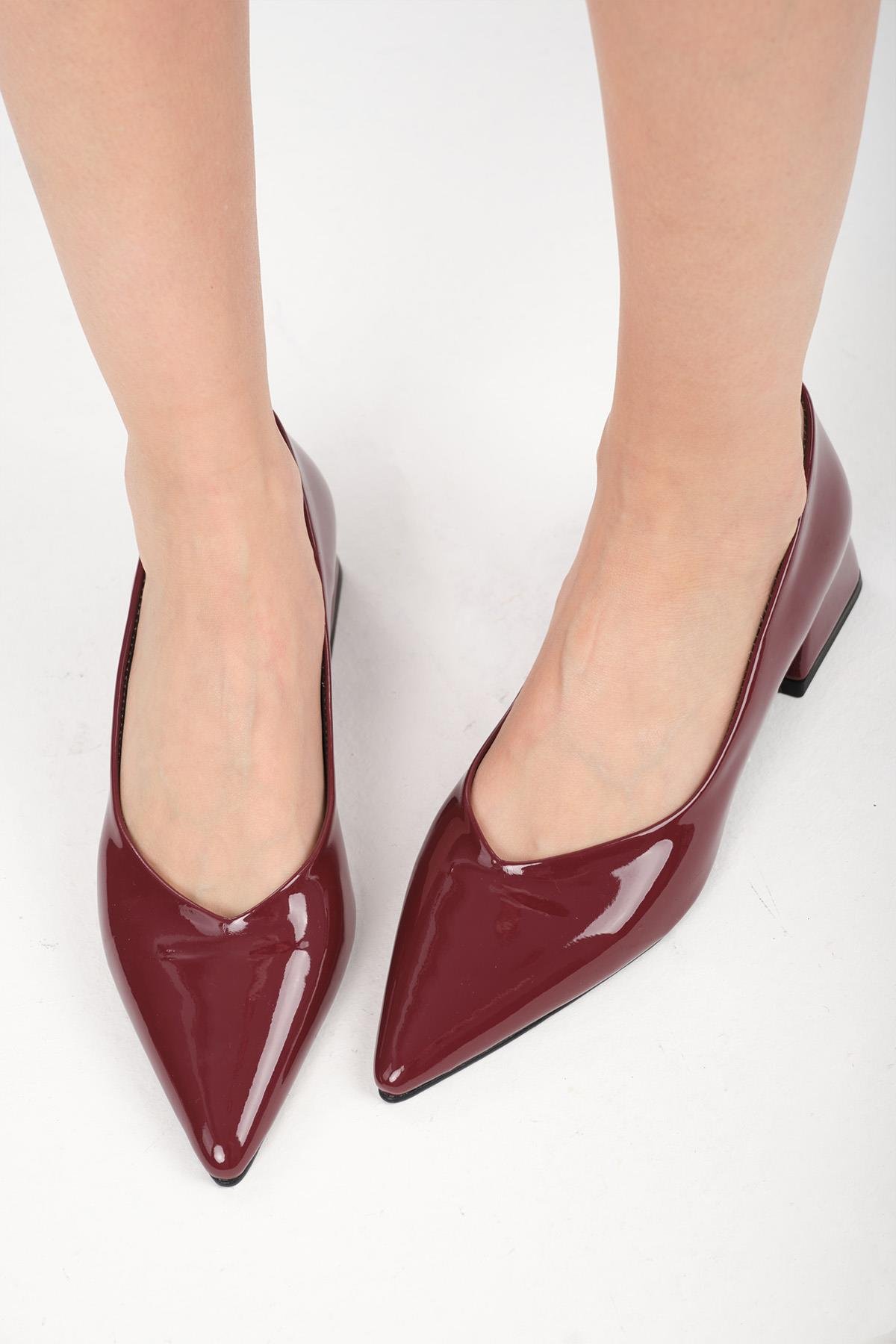 Marie Bordo Renk Rugan Topuklu Ayakkabı