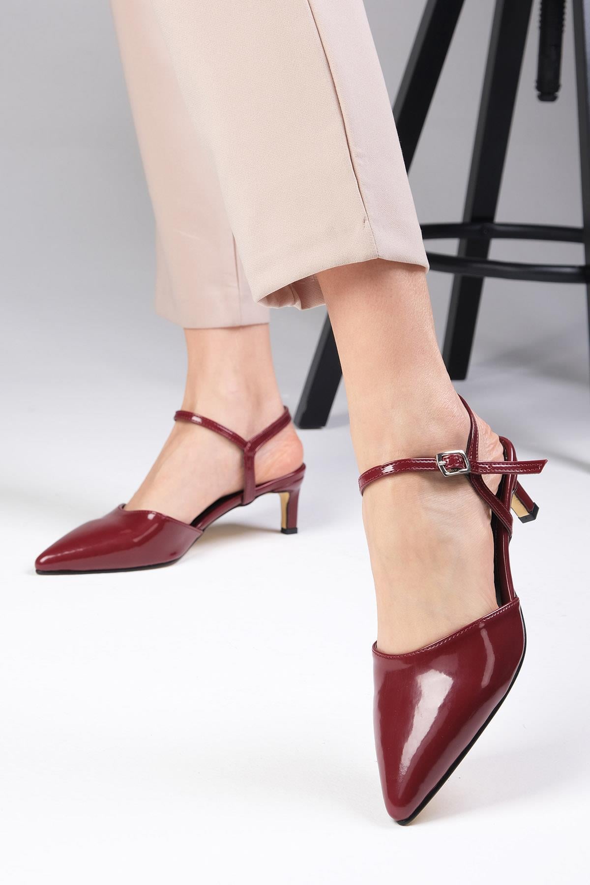 Filippa Bordo Renk Topuklu Ayakkabı
