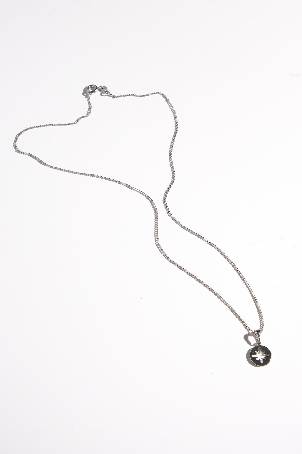 Gümüş Renk Pusula Kolye