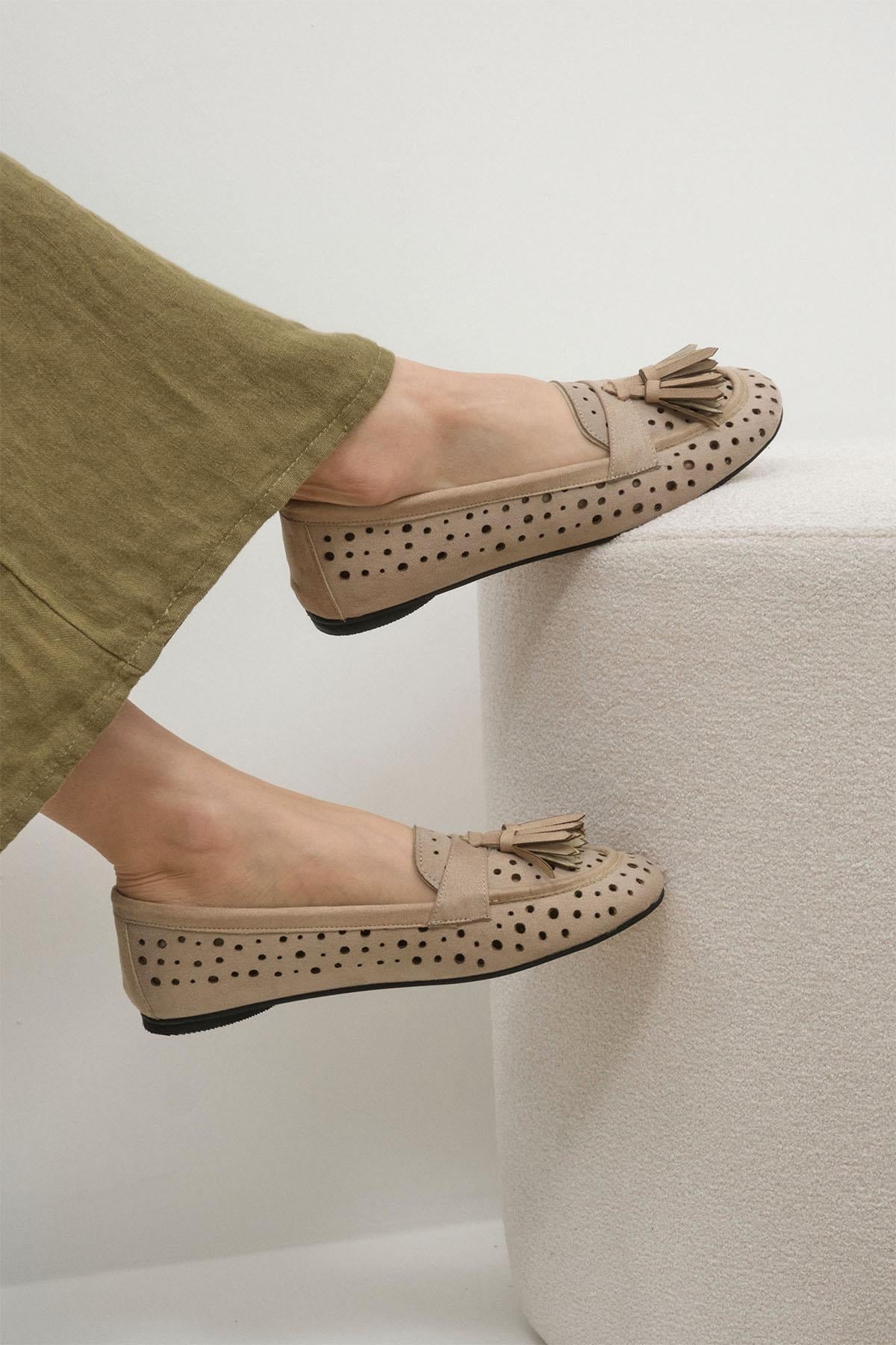 Hazel Bej Renk Püsküllü Loafer
