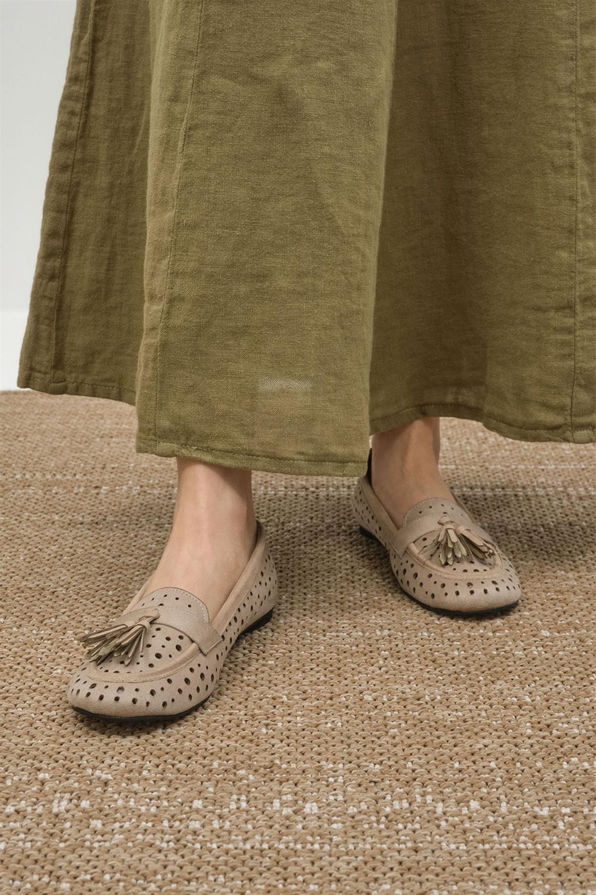 Hazel Bej Renk Püsküllü Loafer