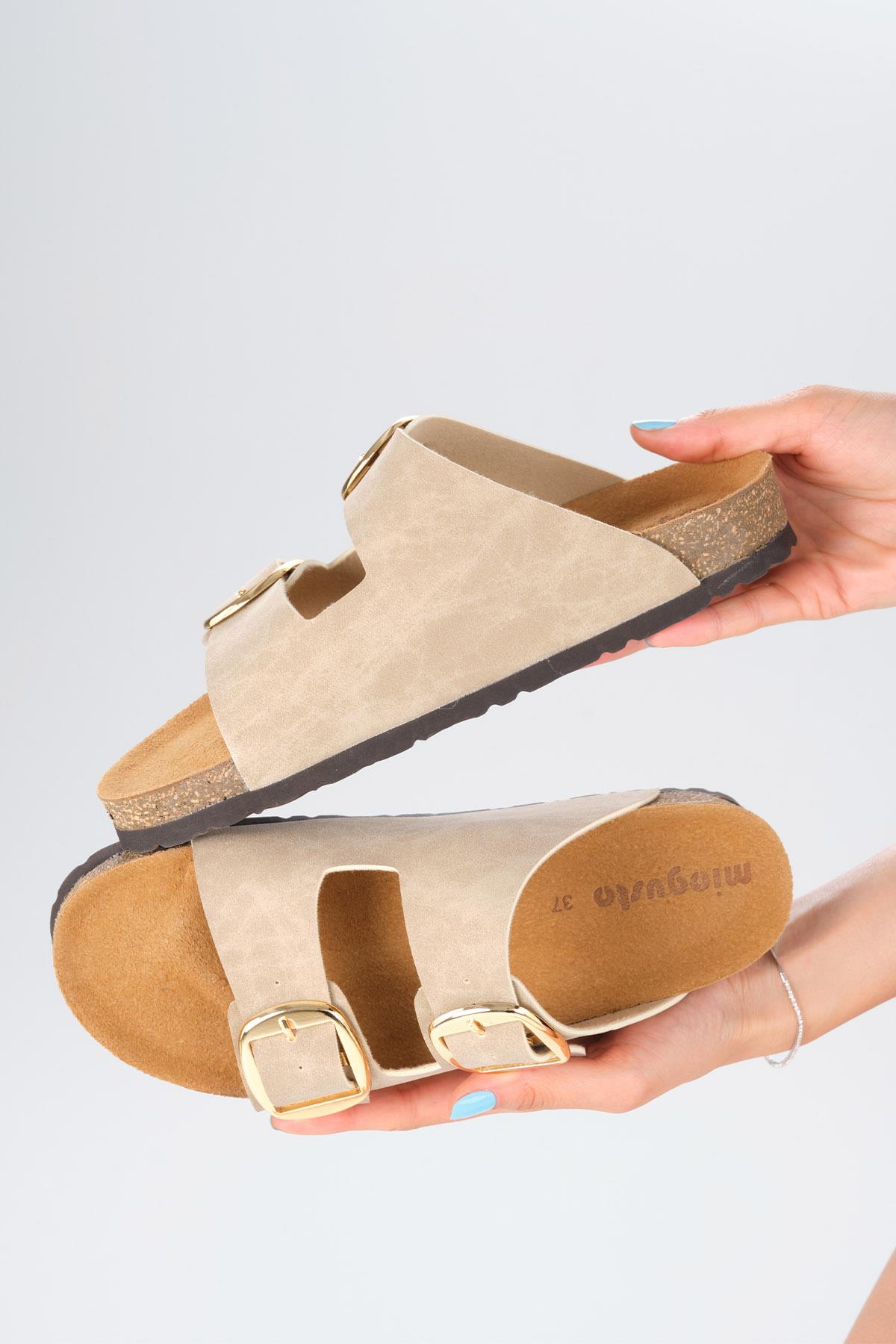 Ines Bej Renk Ortopedik Mantar Tabanlı Terlik