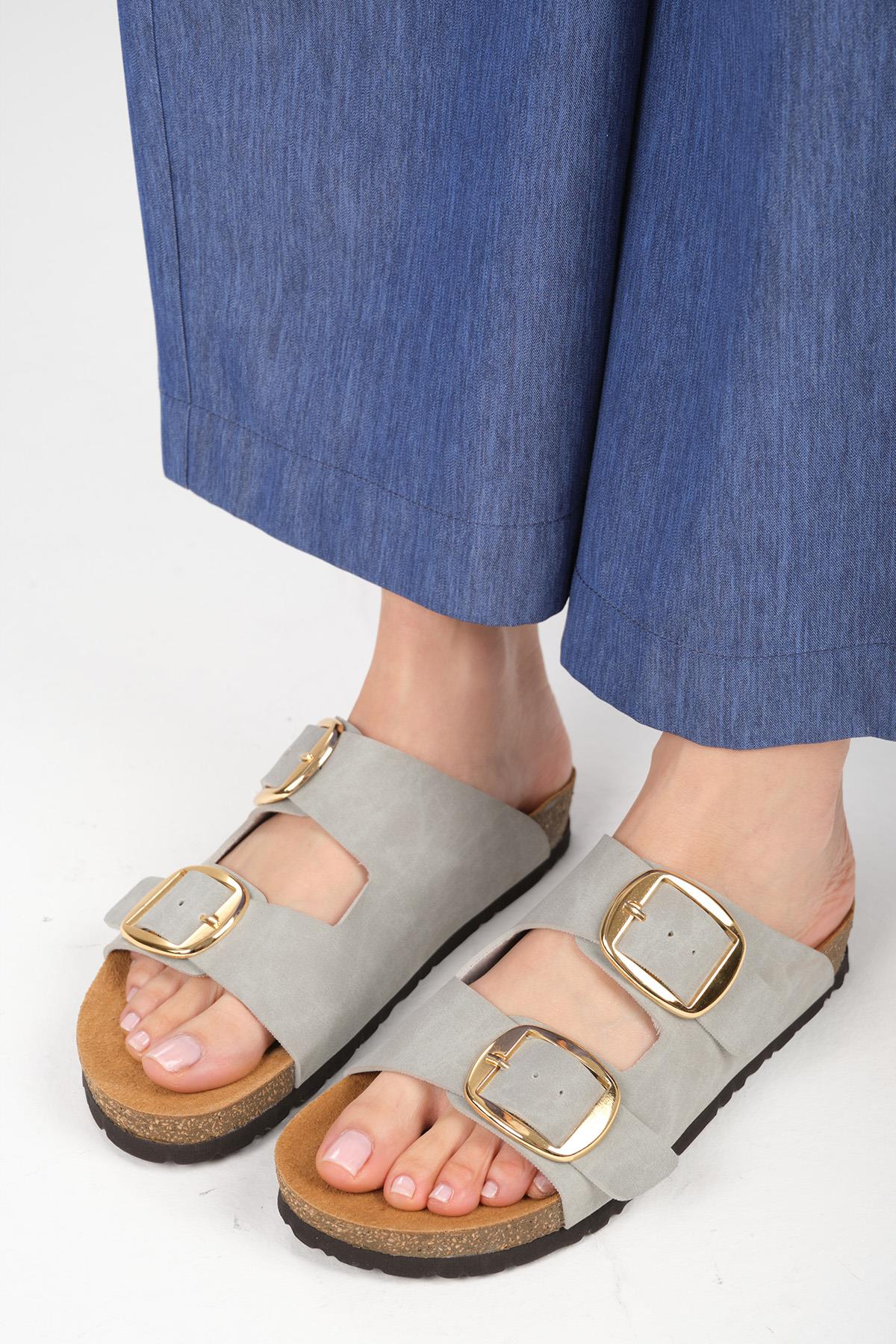 Ines Gri Renk Ortopedik Mantar Tabanlı Terlik