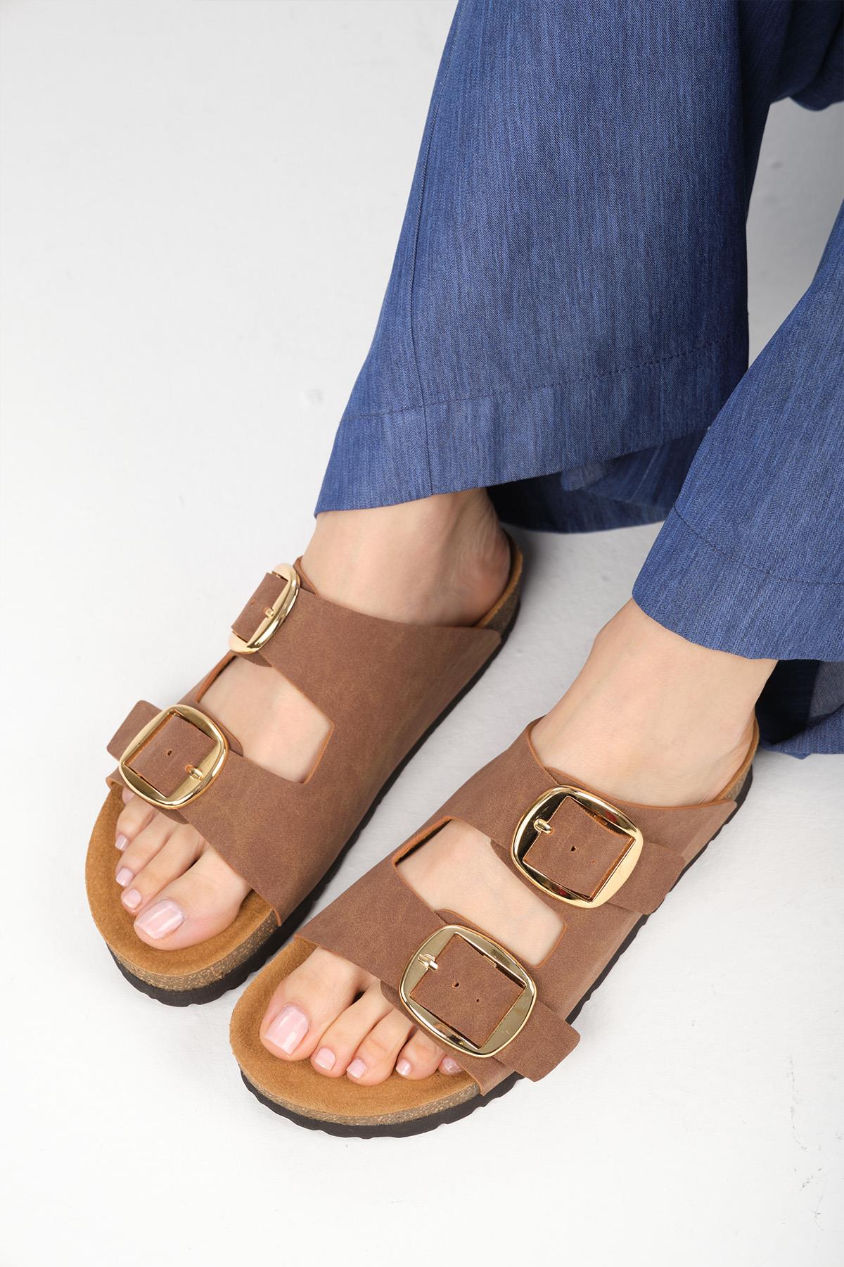 Ines Kahverengi Ortopedik Mantar Tabanlı Terlik