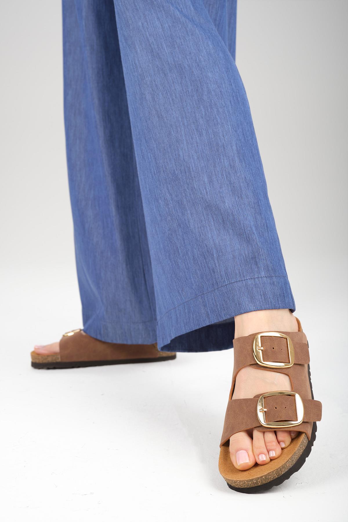 Ines Kahverengi Ortopedik Mantar Tabanlı Terlik