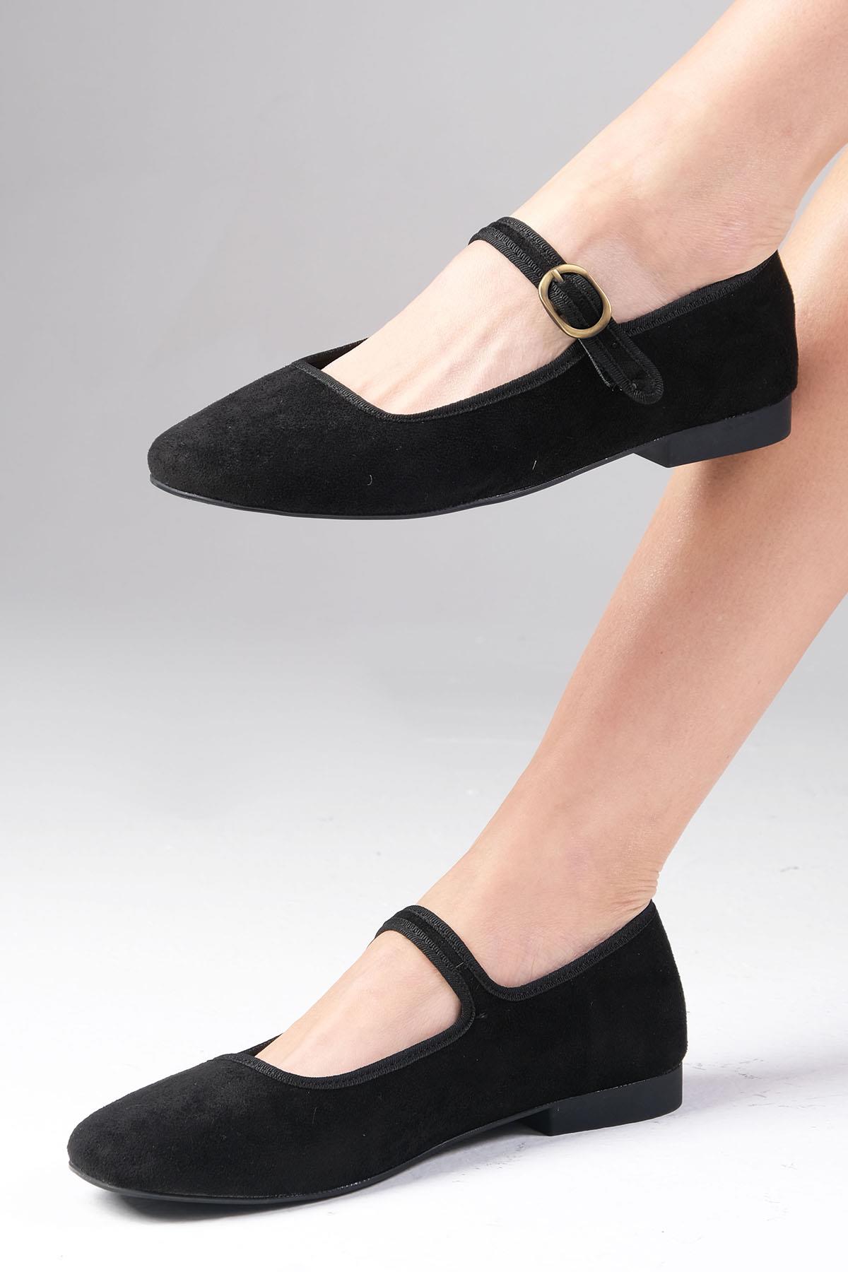 Inna Siyah Renk Bantlı Babet