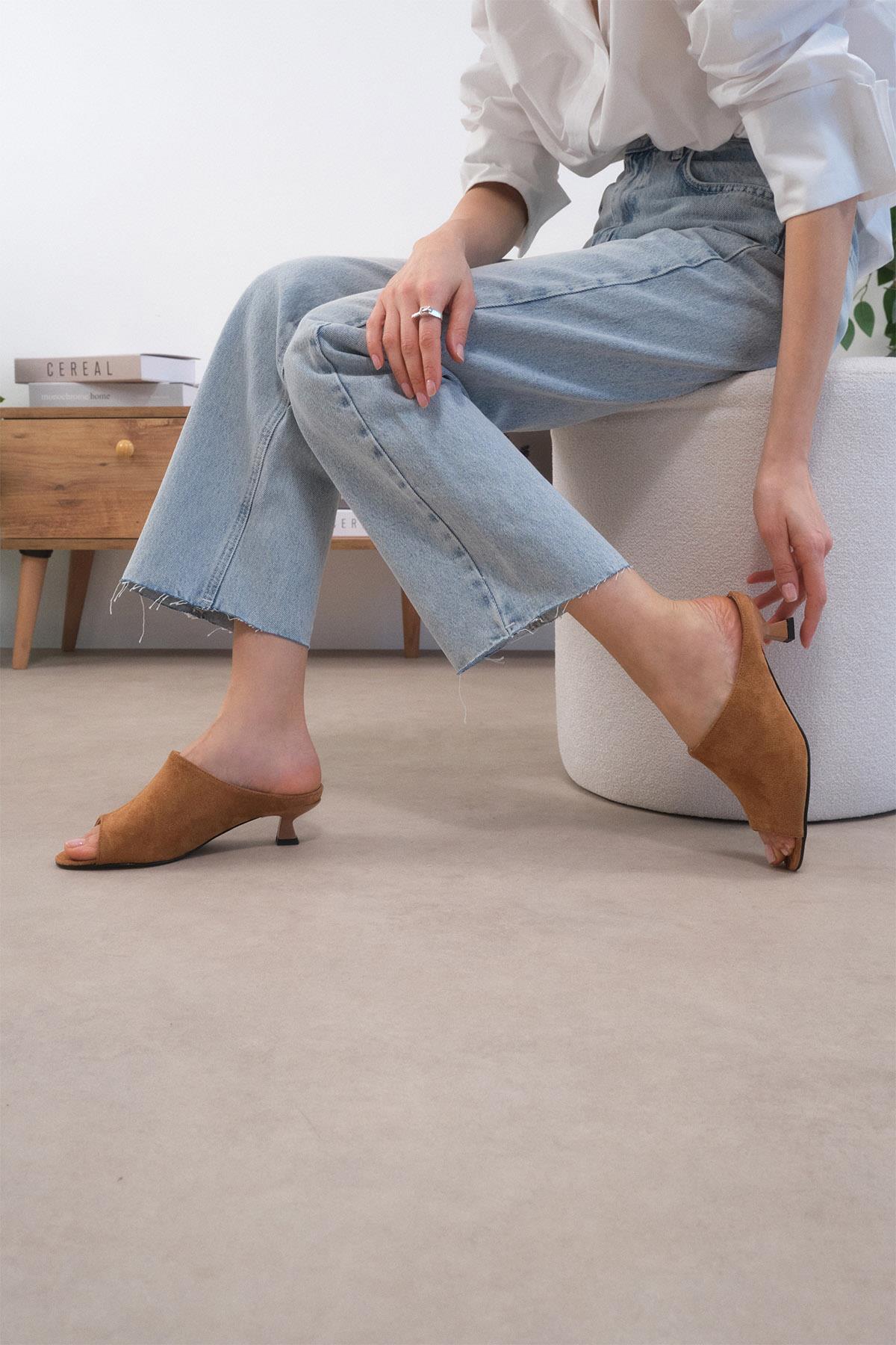 Joy Taba Renk Kısa Topuklu Terlik