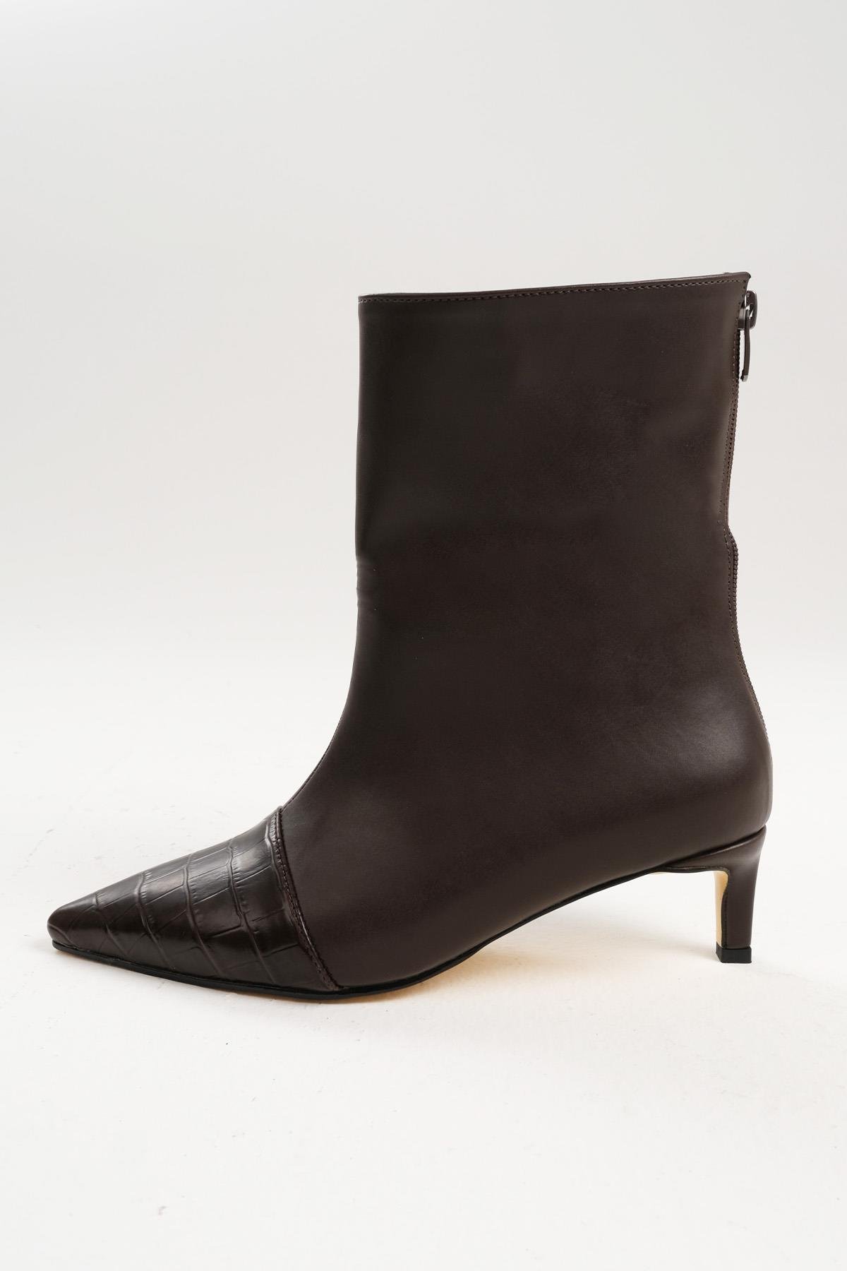 Bristol Kahverengi Croco Detaylı İnce Topuklu Bot