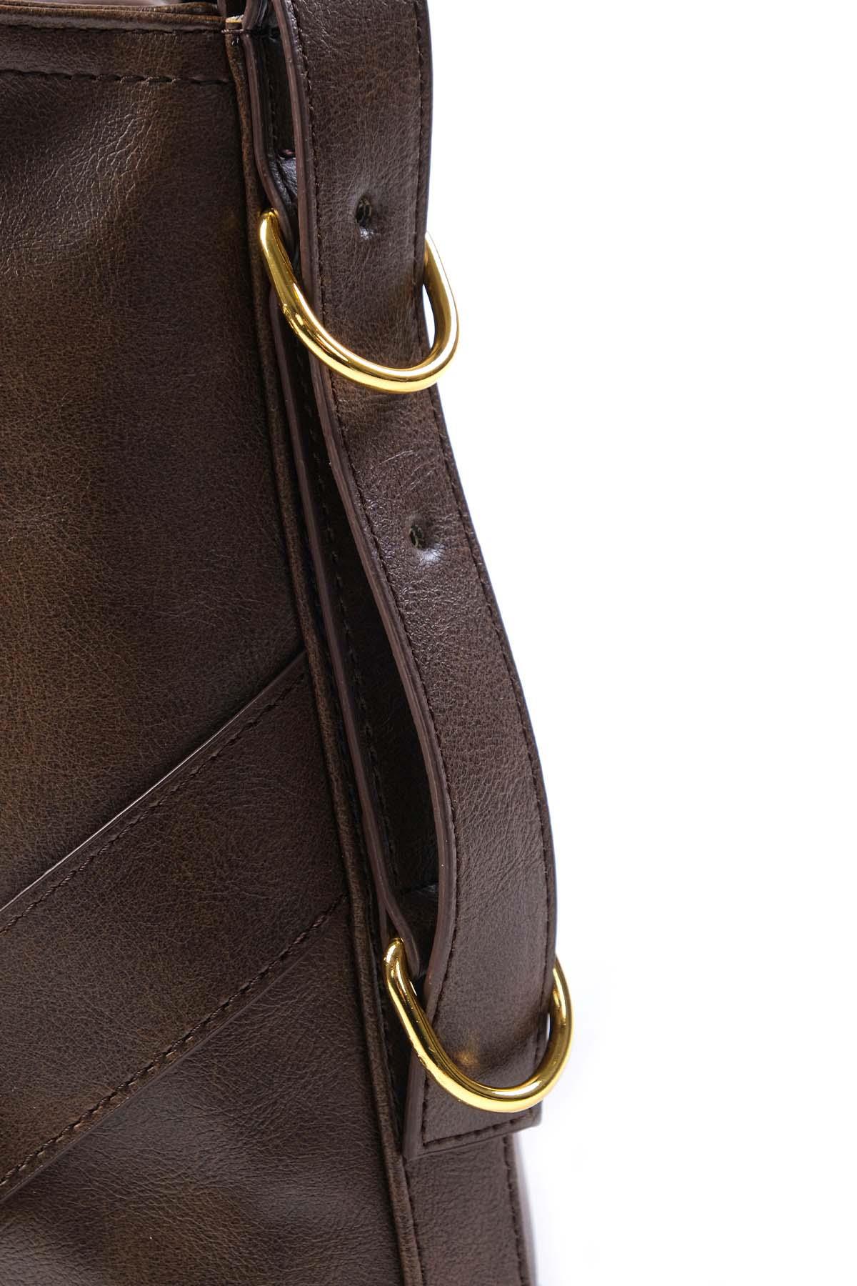 Kahverengi Kemer Detaylı Omuz Çantası