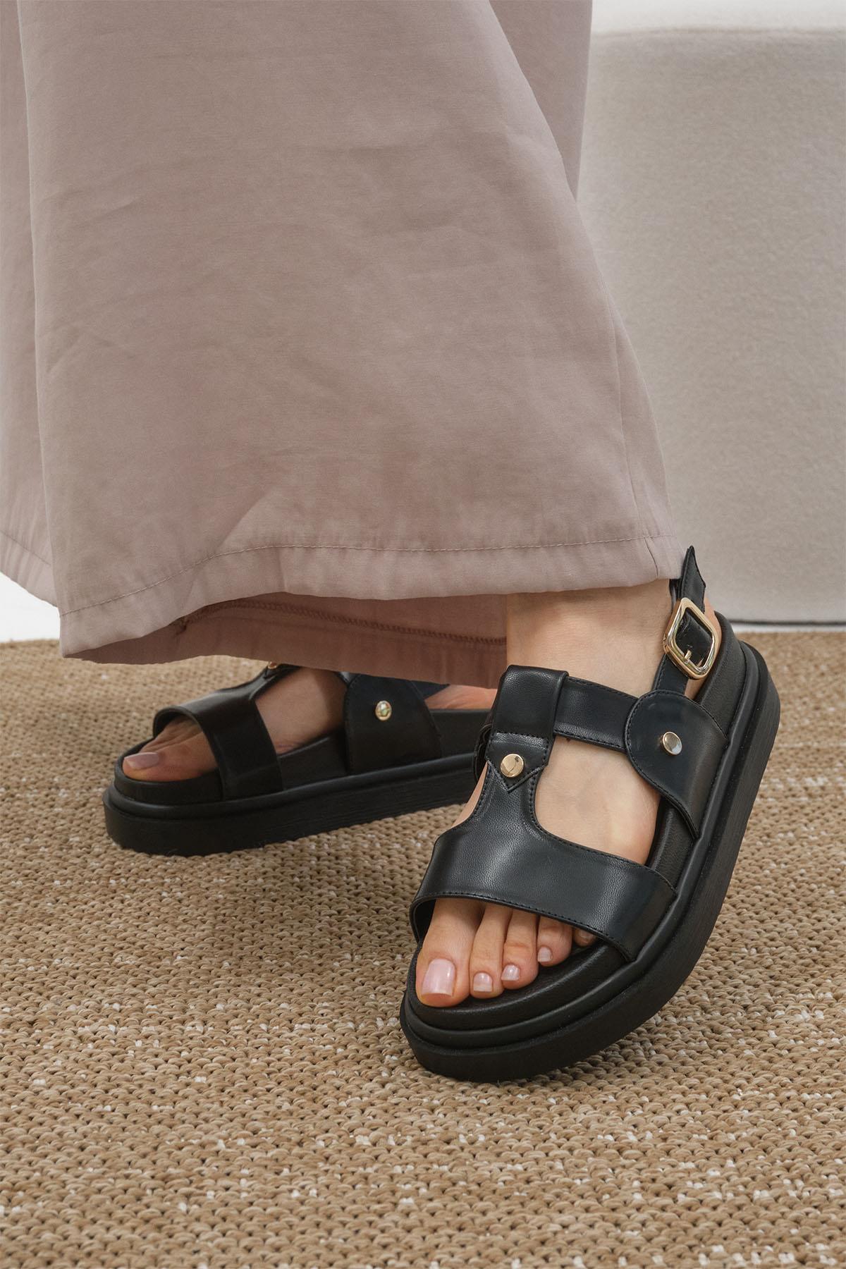 Lexi Siyah Renk Platform Tabanlı Sandalet