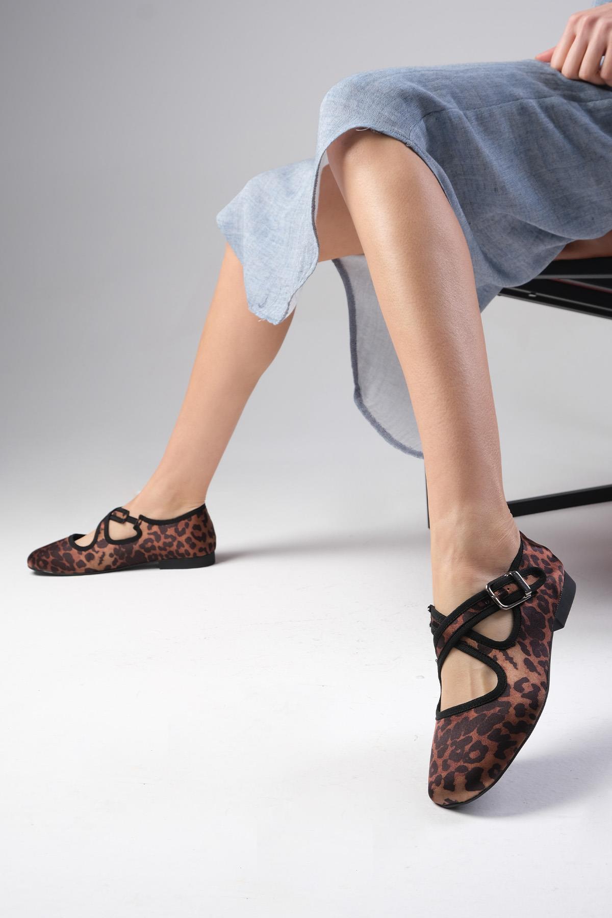 Lurdes Leopar Desenli Çapraz Bantlı Babet