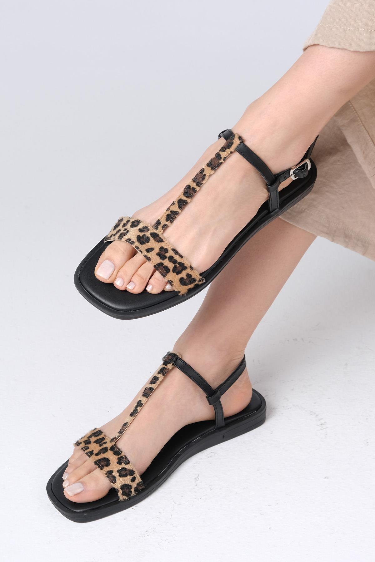 Lydia Leopar Desenli Düz Sandalet