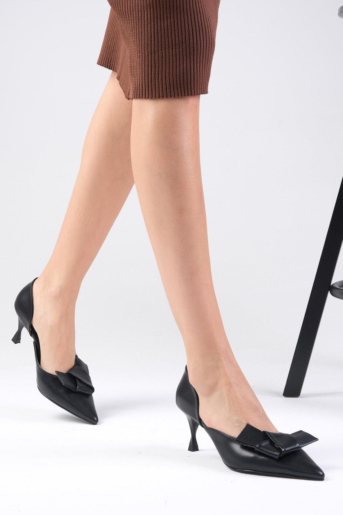 Alexa Metalik Siyah Renk Topuklu Ayakkabı