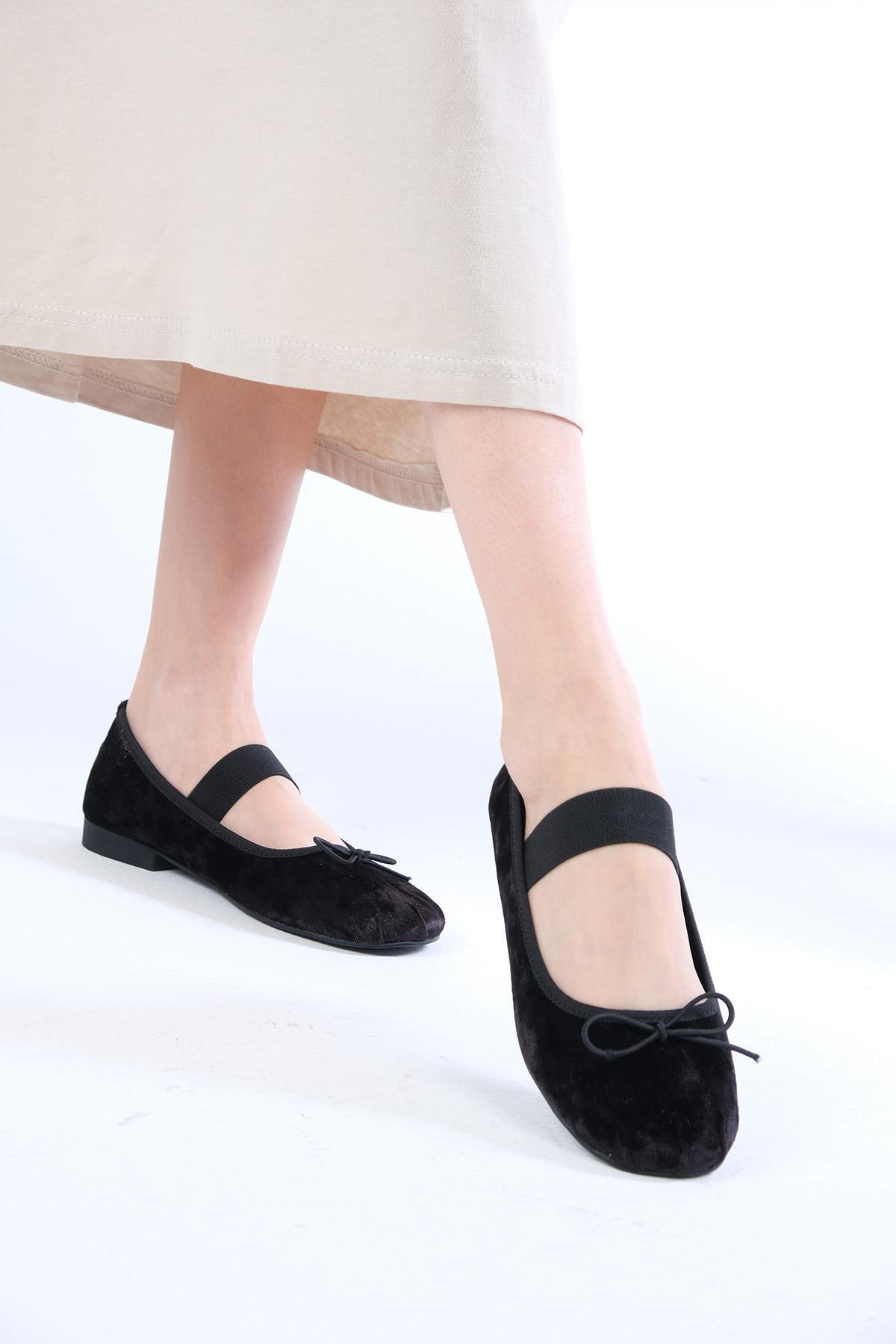 Coleta Siyah Renk Bantlı Babet