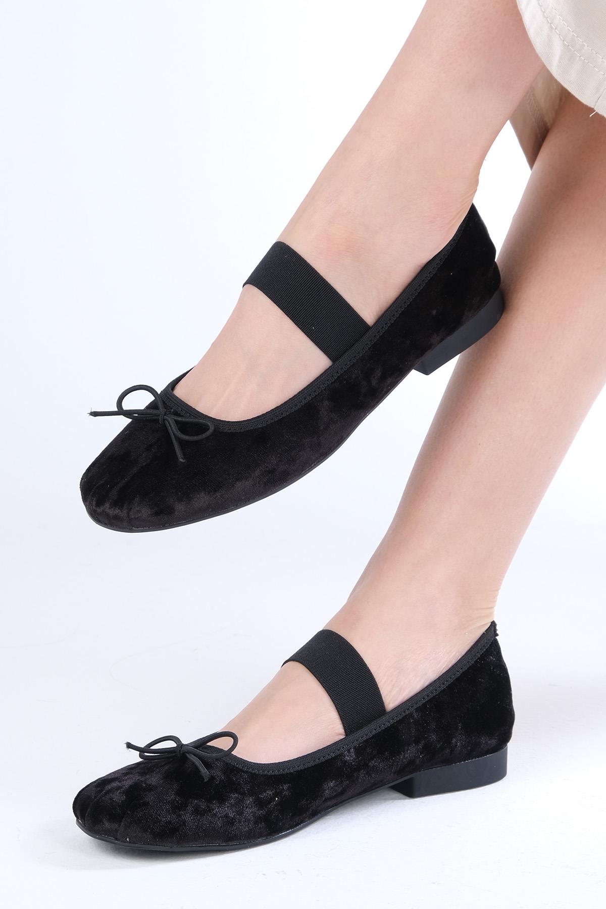 Coleta Siyah Renk Bantlı Babet