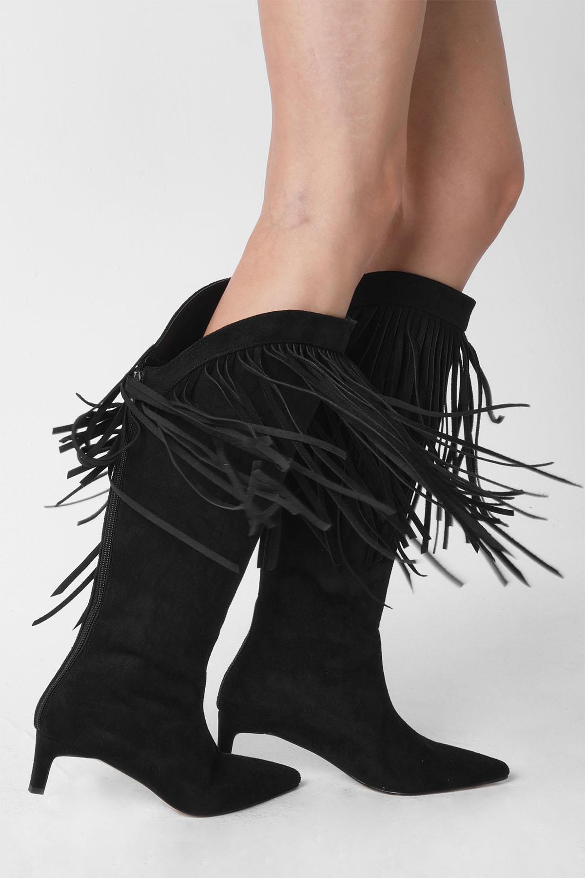 Nikki Siyah Renk Püsküllü Çizme