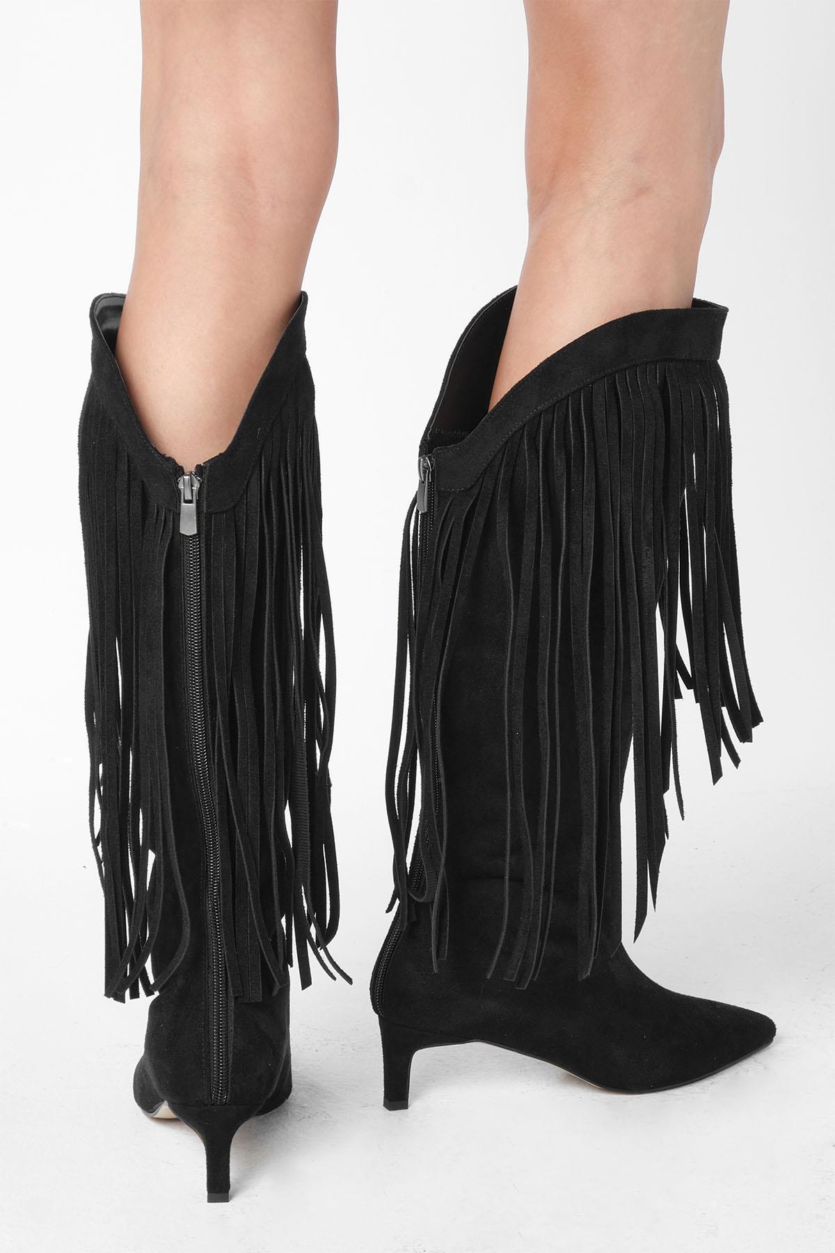 Nikki Siyah Renk Püsküllü Çizme