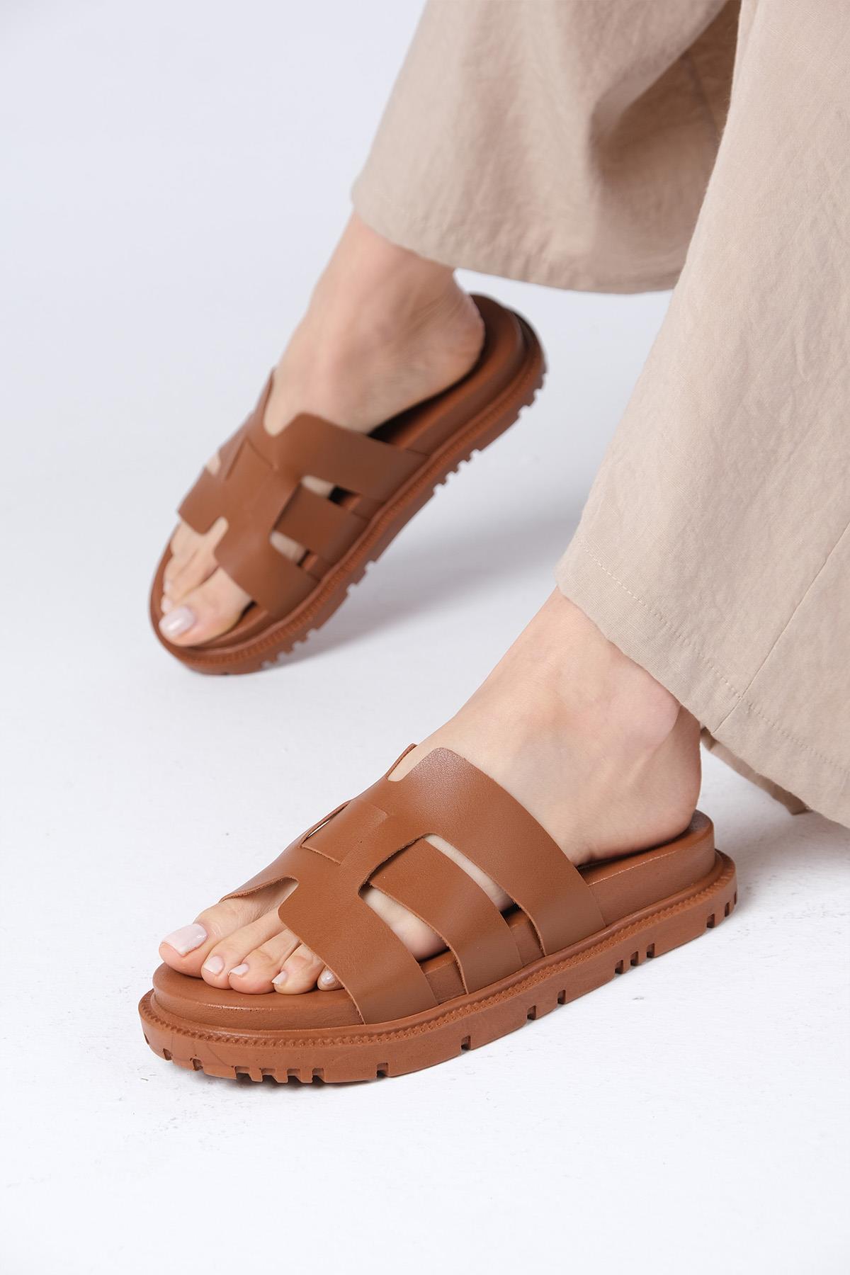 Ramona Taba Renk Terlik