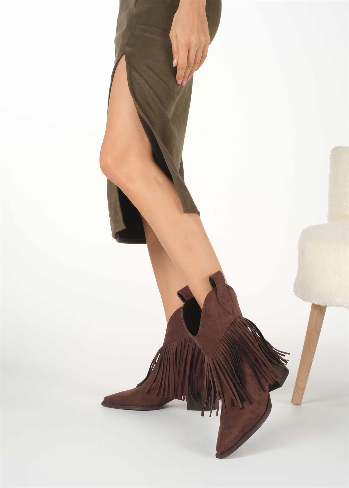 Riez Kahverengi Püsküllü Bot