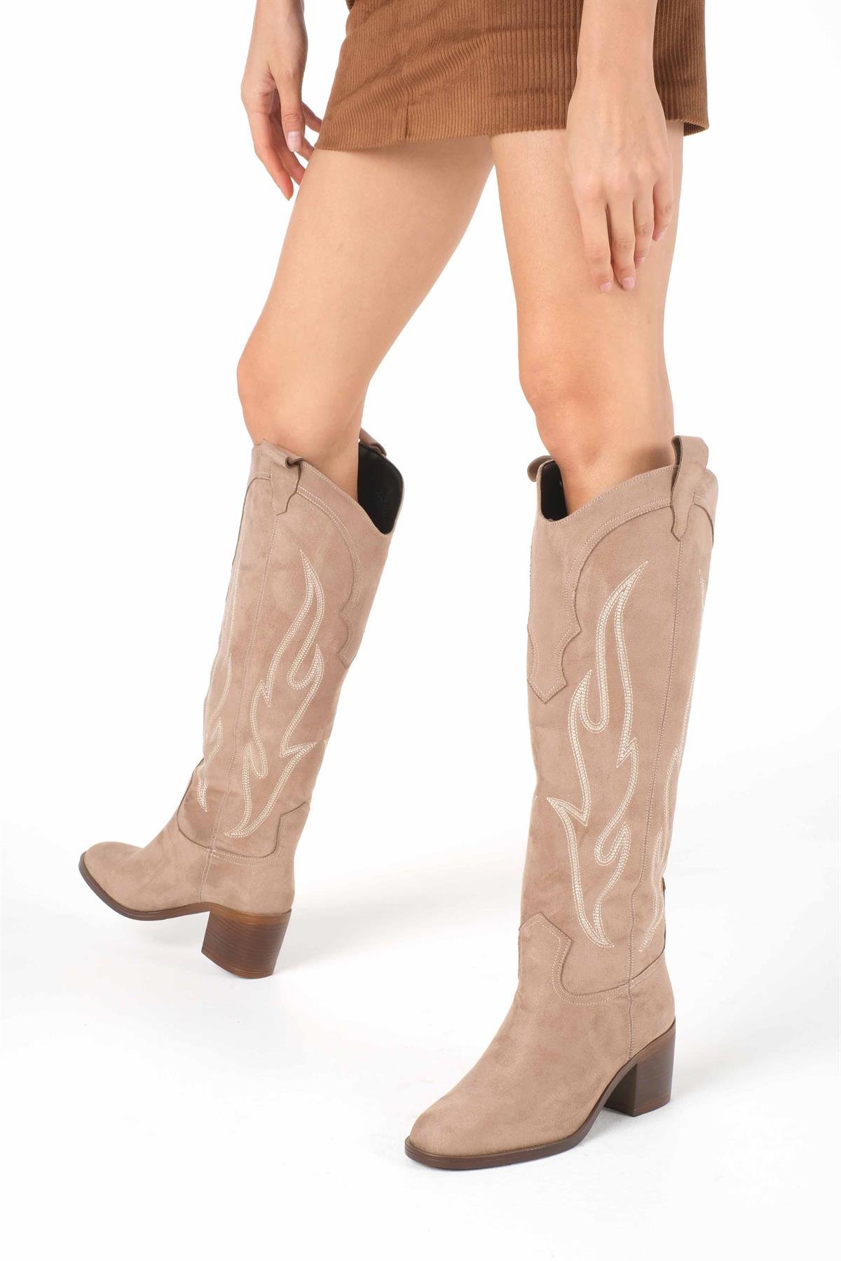 Romina Bej Renk Kovboy Çizmesi