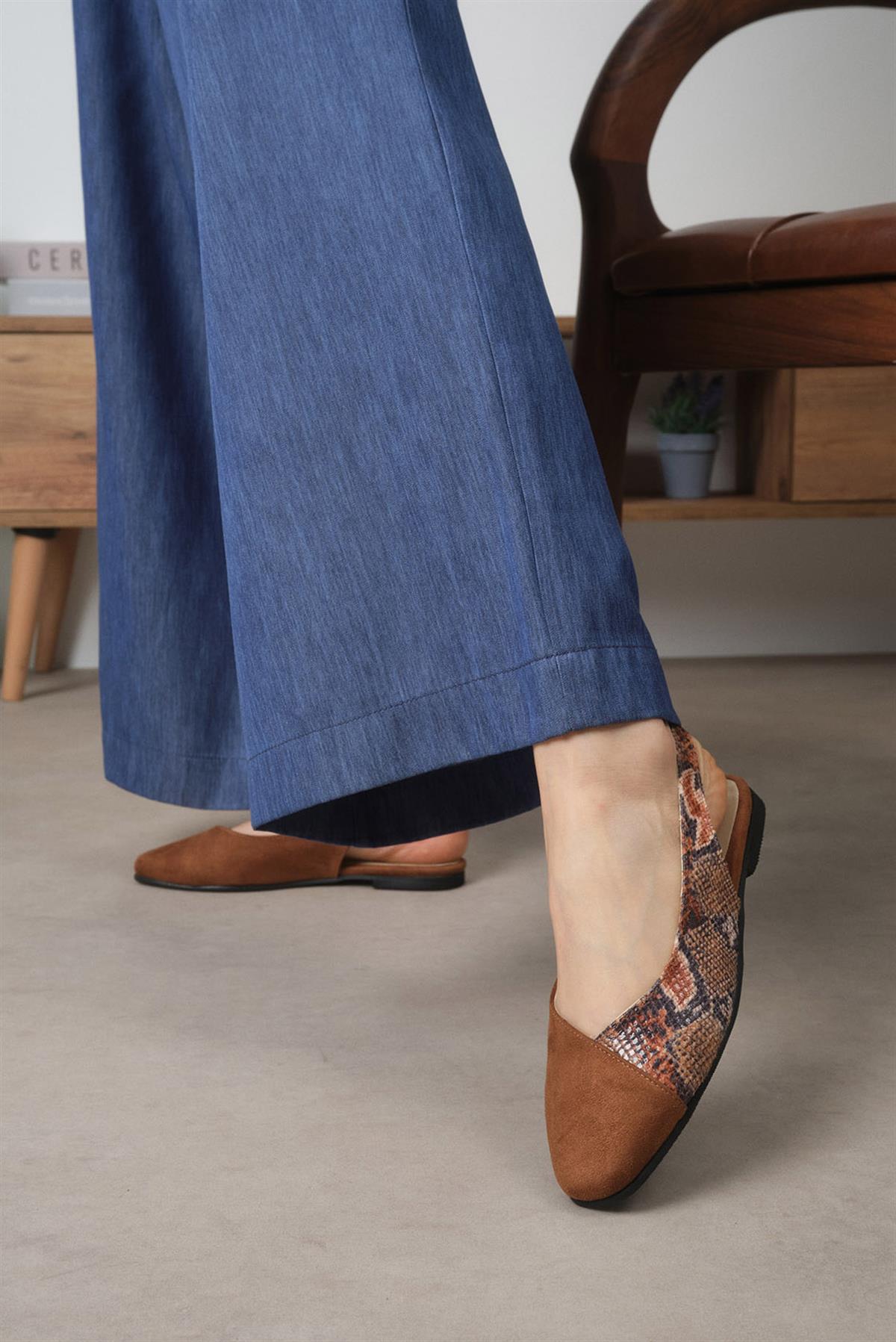 Debby Taba Renk Küt Burun Babet