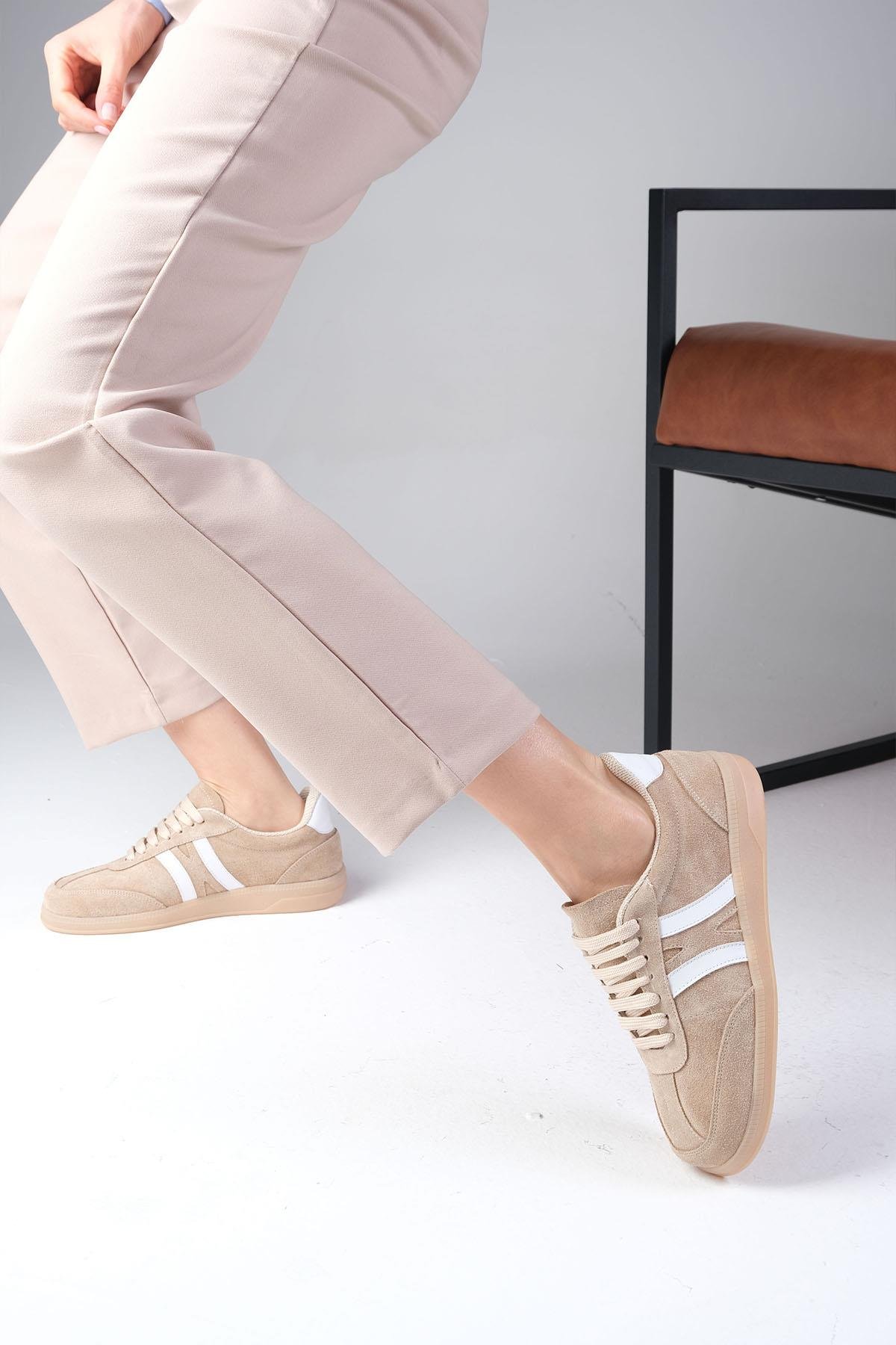 Valda Hakiki Süet Bej Renk Spor Ayakkabı