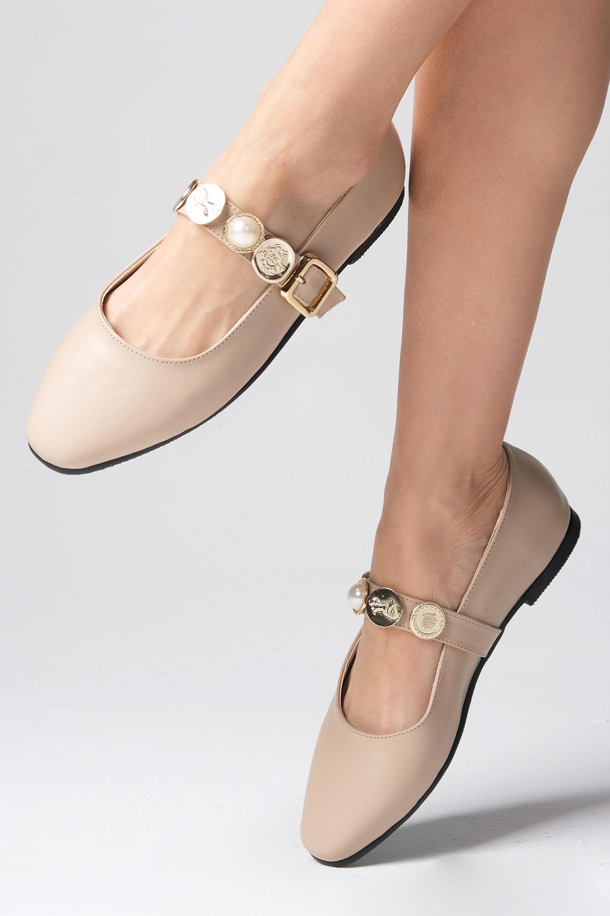 Victoria Ten Renk Toka Detaylı Küt Burunlu Babet