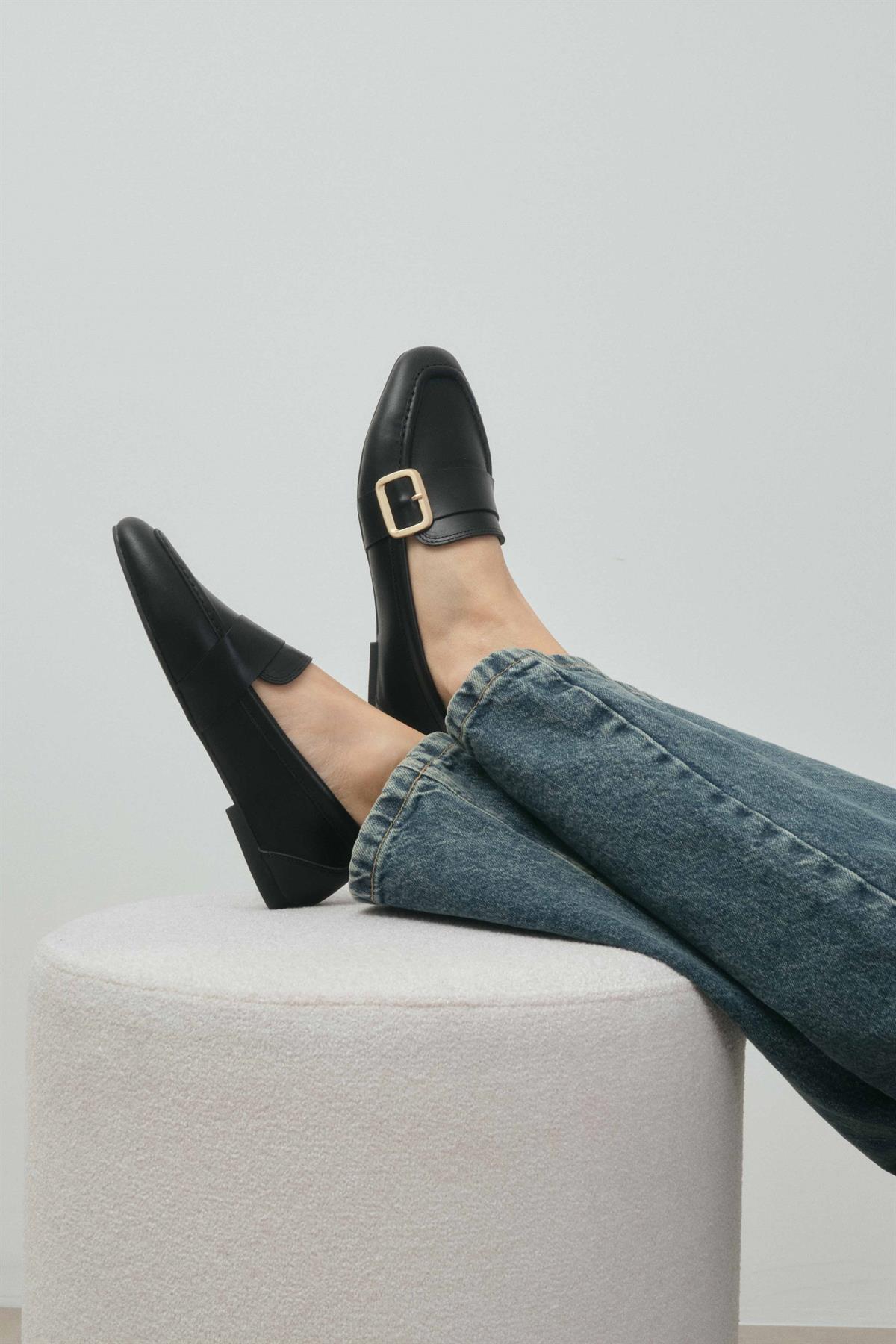 Martina Hakiki Deri Siyah Renk Loafer