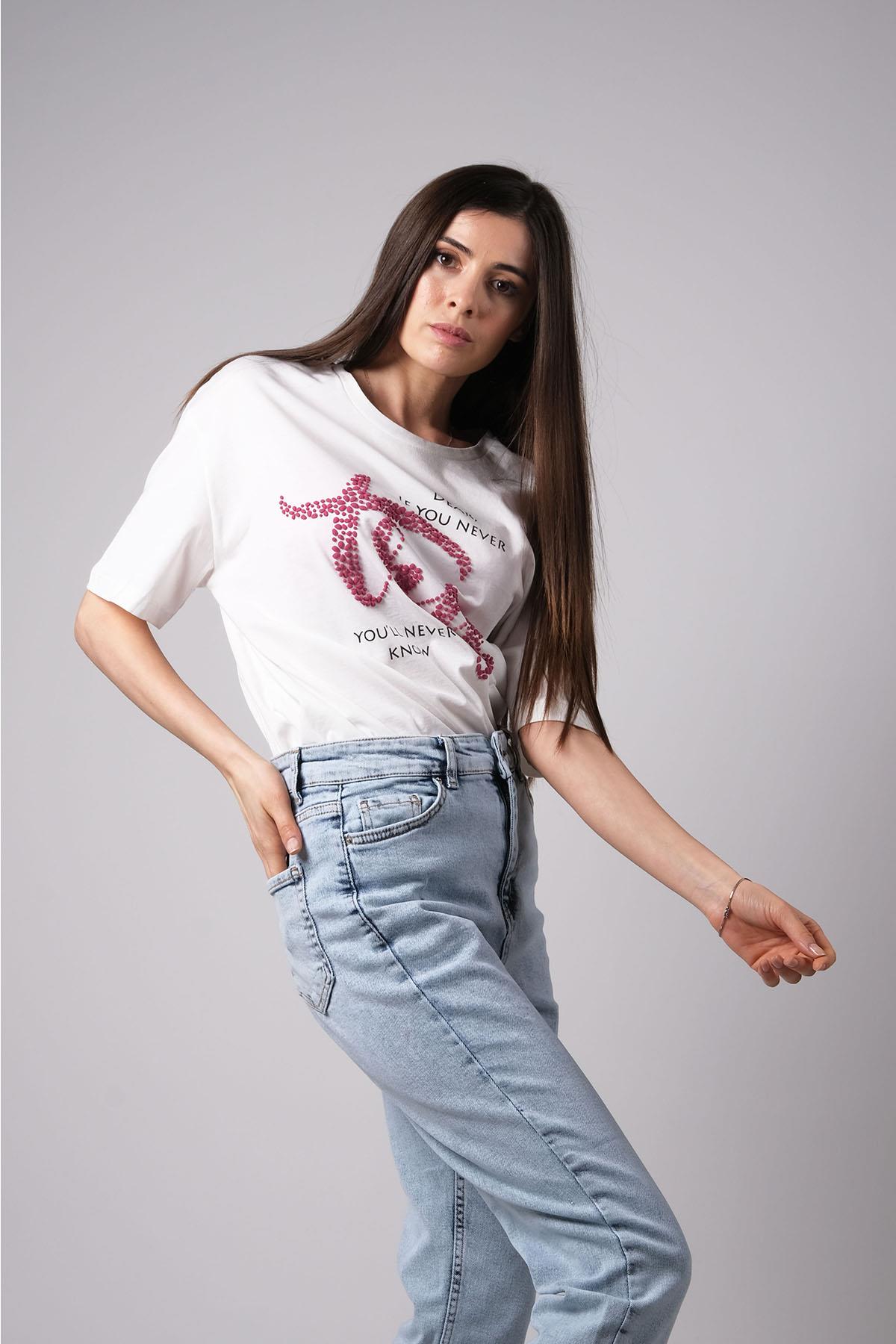 MIOROPA Ekru Renk Oversize Pembe Baskılı Tişört