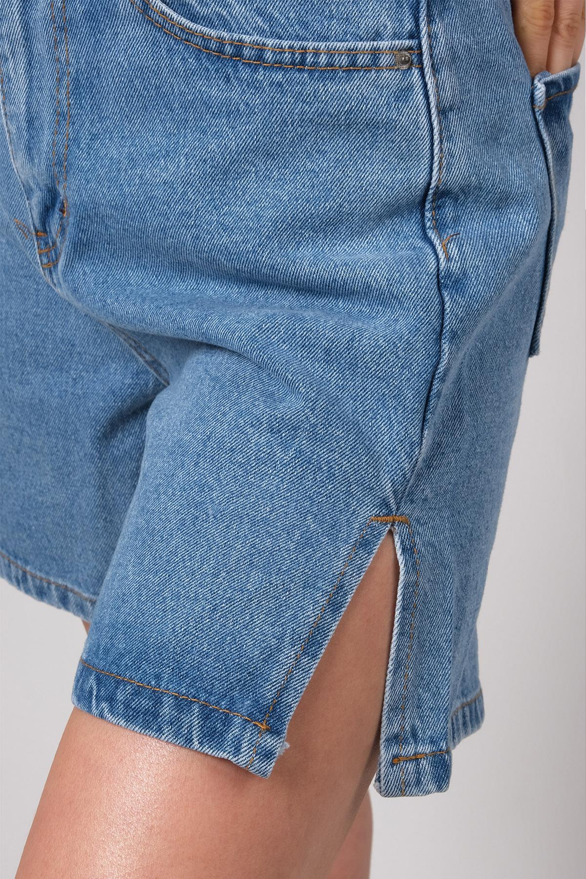 MIOROPA Mavi Yüksek Bel Yandan Yırtmaçlı Kot Şort 
