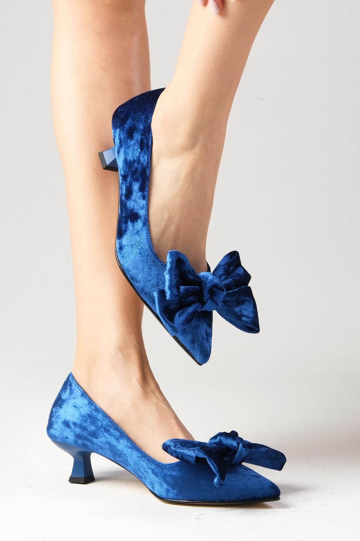 Molly Saks Mavi Renk Kadife Topuklu Ayakkabı