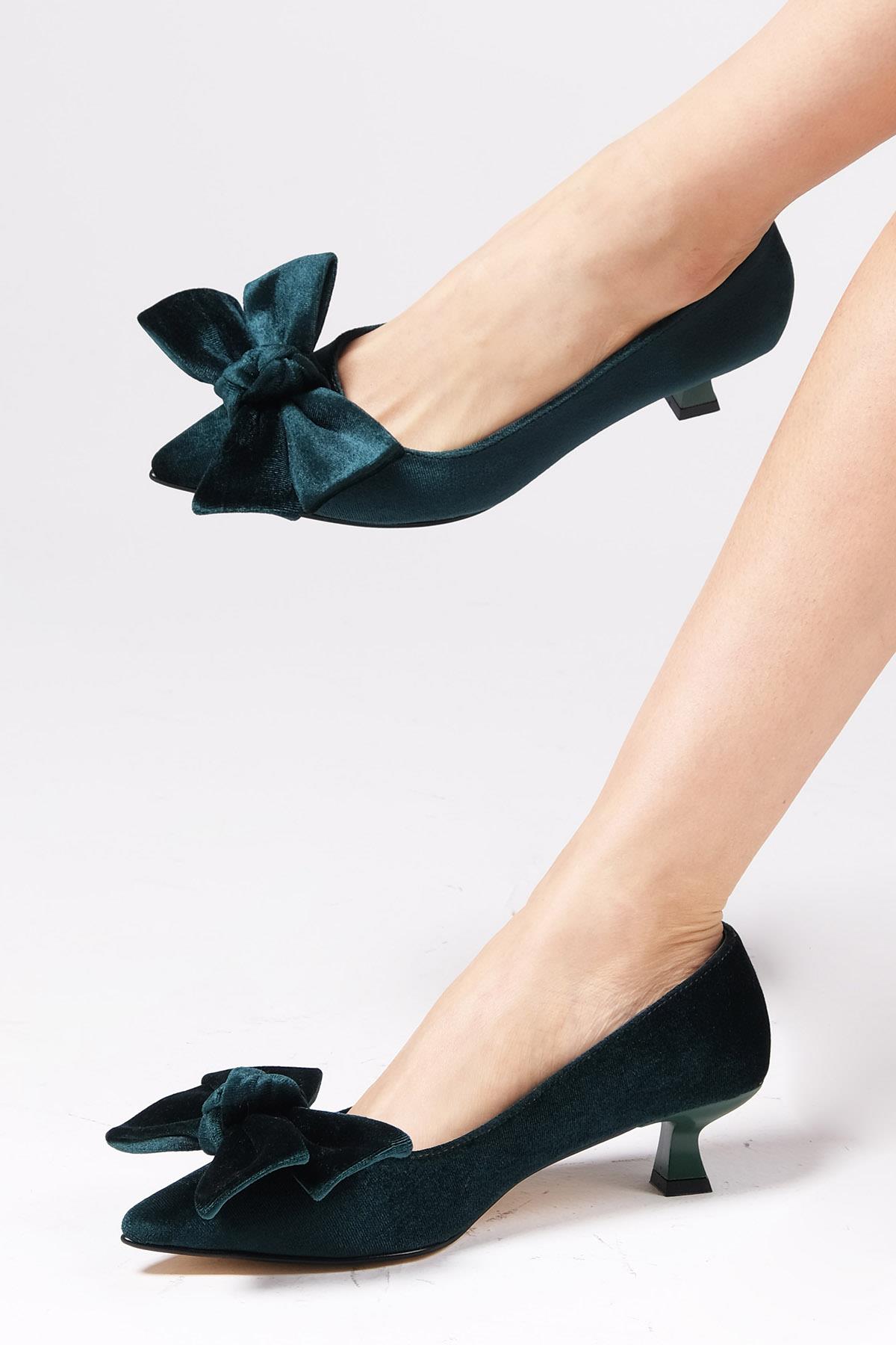 Molly Yeşil Renk Kadife Topuklu Ayakkabı