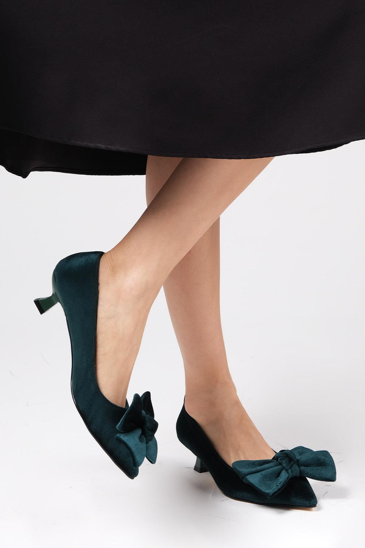 Molly Yeşil Renk Kadife Topuklu Ayakkabı
