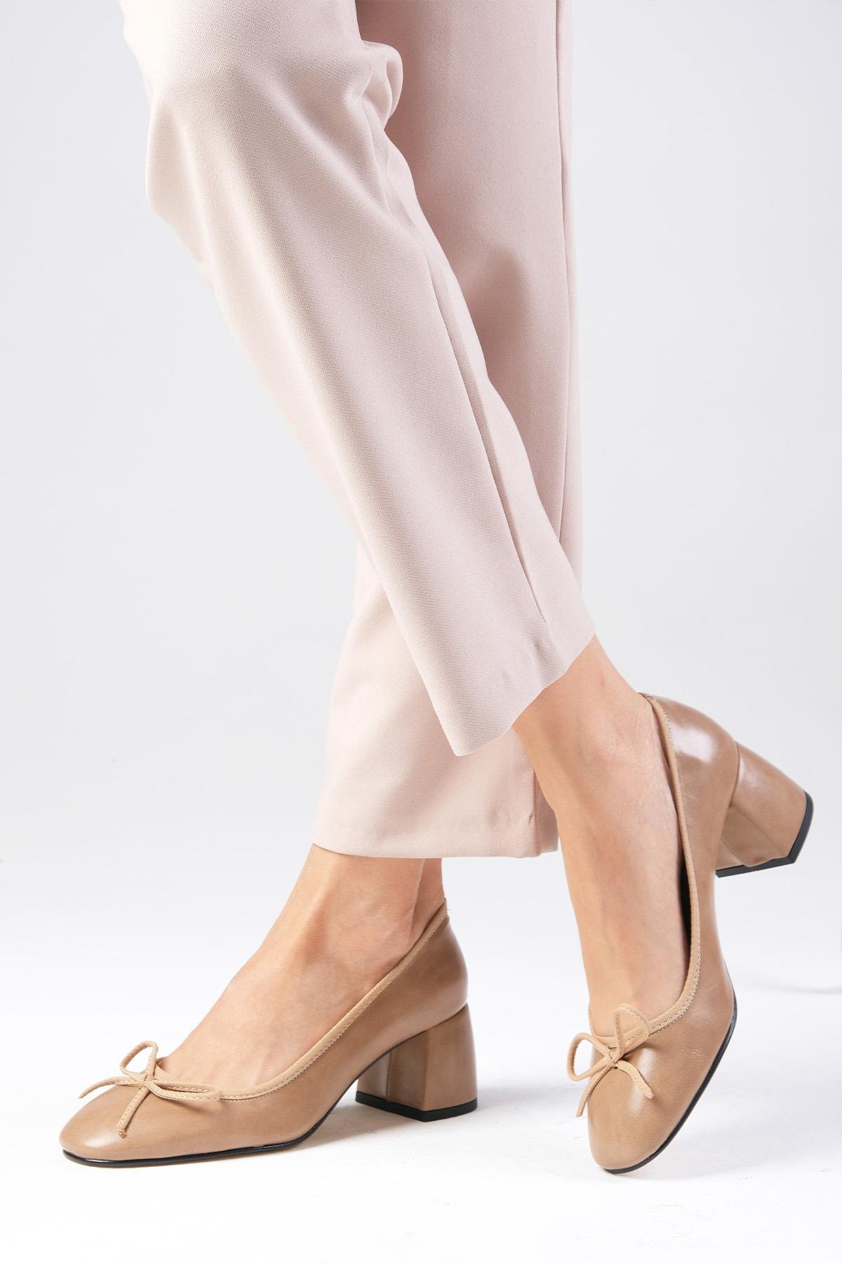 Monique Ten Rengi Topuklu Ayakkabı