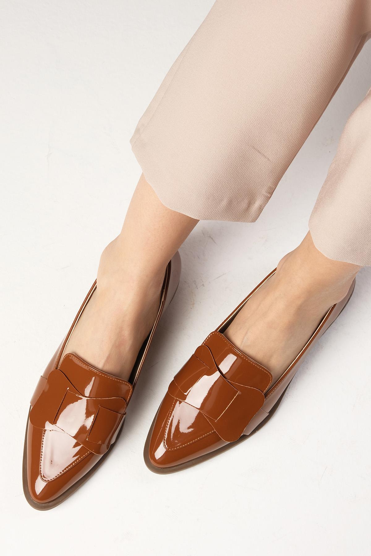 Nora Taba Renk Rugan Loafer Ayakkabı