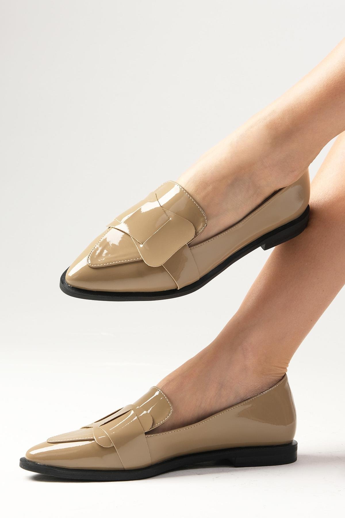 Nora Vizon Renk Rugan Loafer Ayakkabı