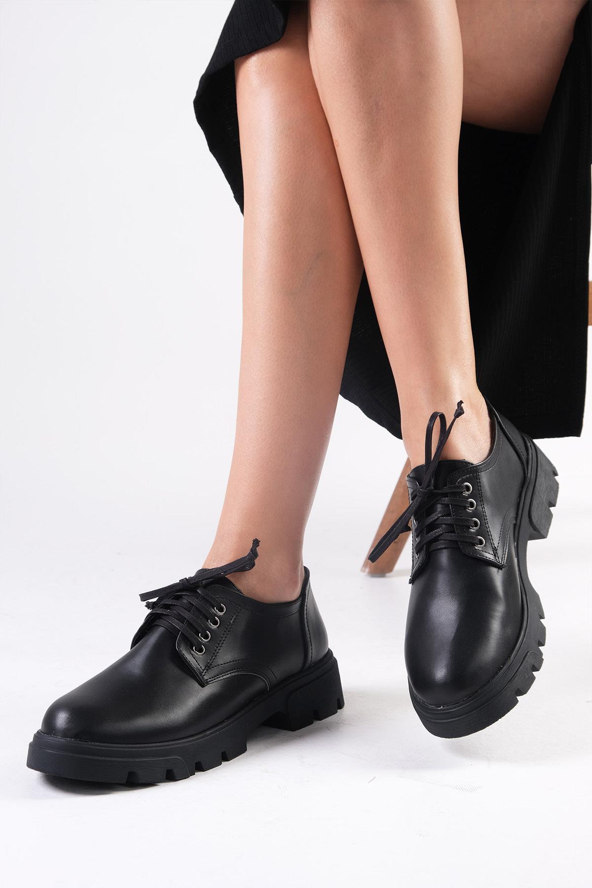 Olivia Siyah Renk Kalın Tabanlı Oxford Ayakkabı