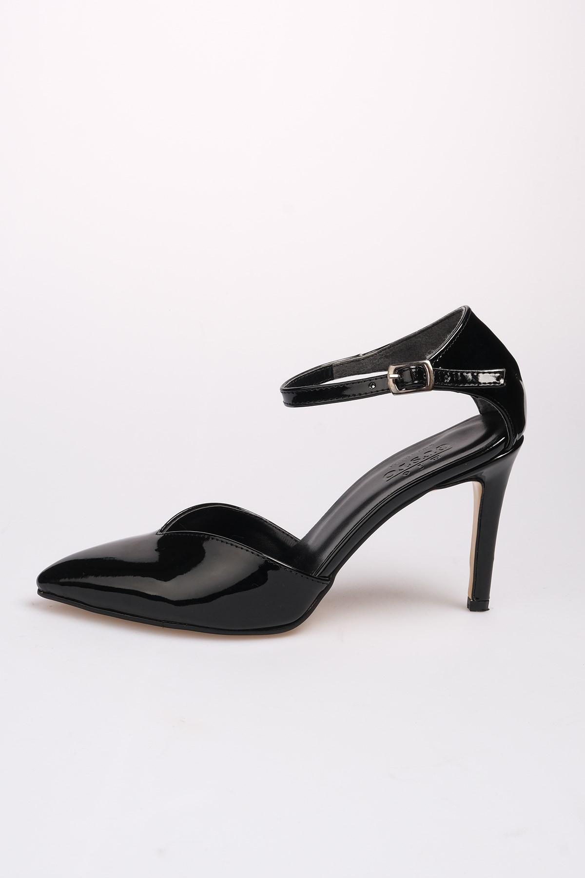 Peggy Siyah Renk Rugan Topuklu Ayakkabı