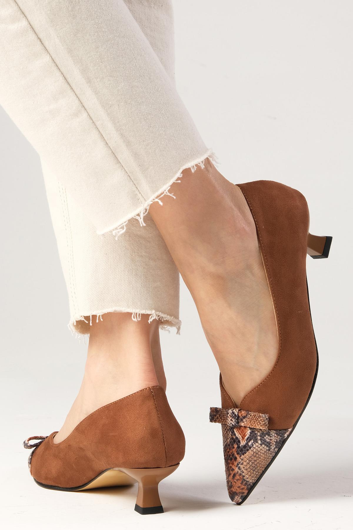 Pia Taba Renk Kısa Topuklu Ayakkabı