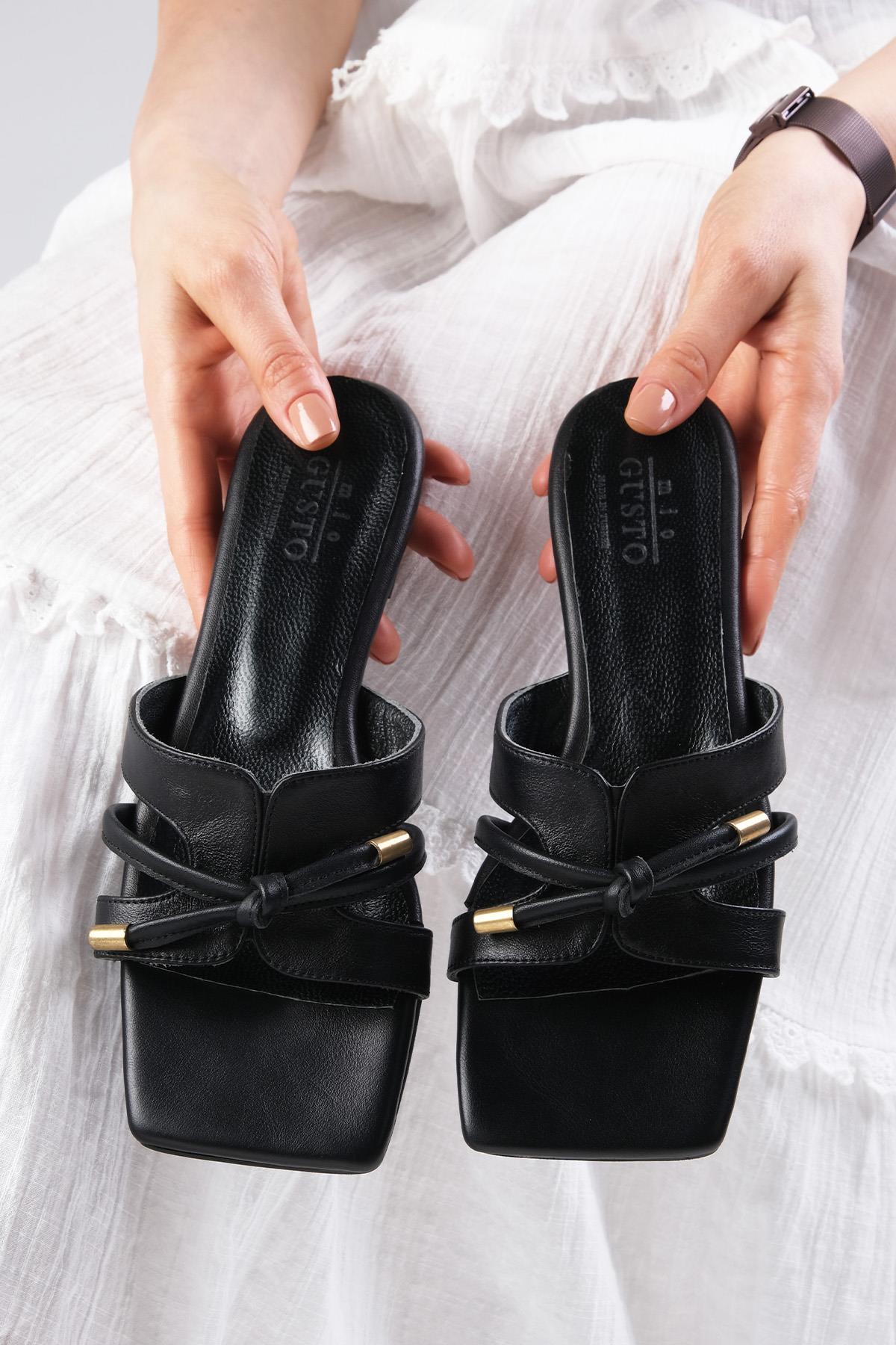 Pula Hakiki Deri Siyah Fiyonk Detaylı Terlik