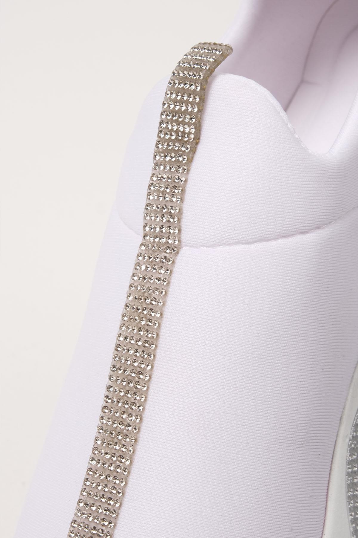 Remi Beyaz Renk Taş Şeritli Sneaker